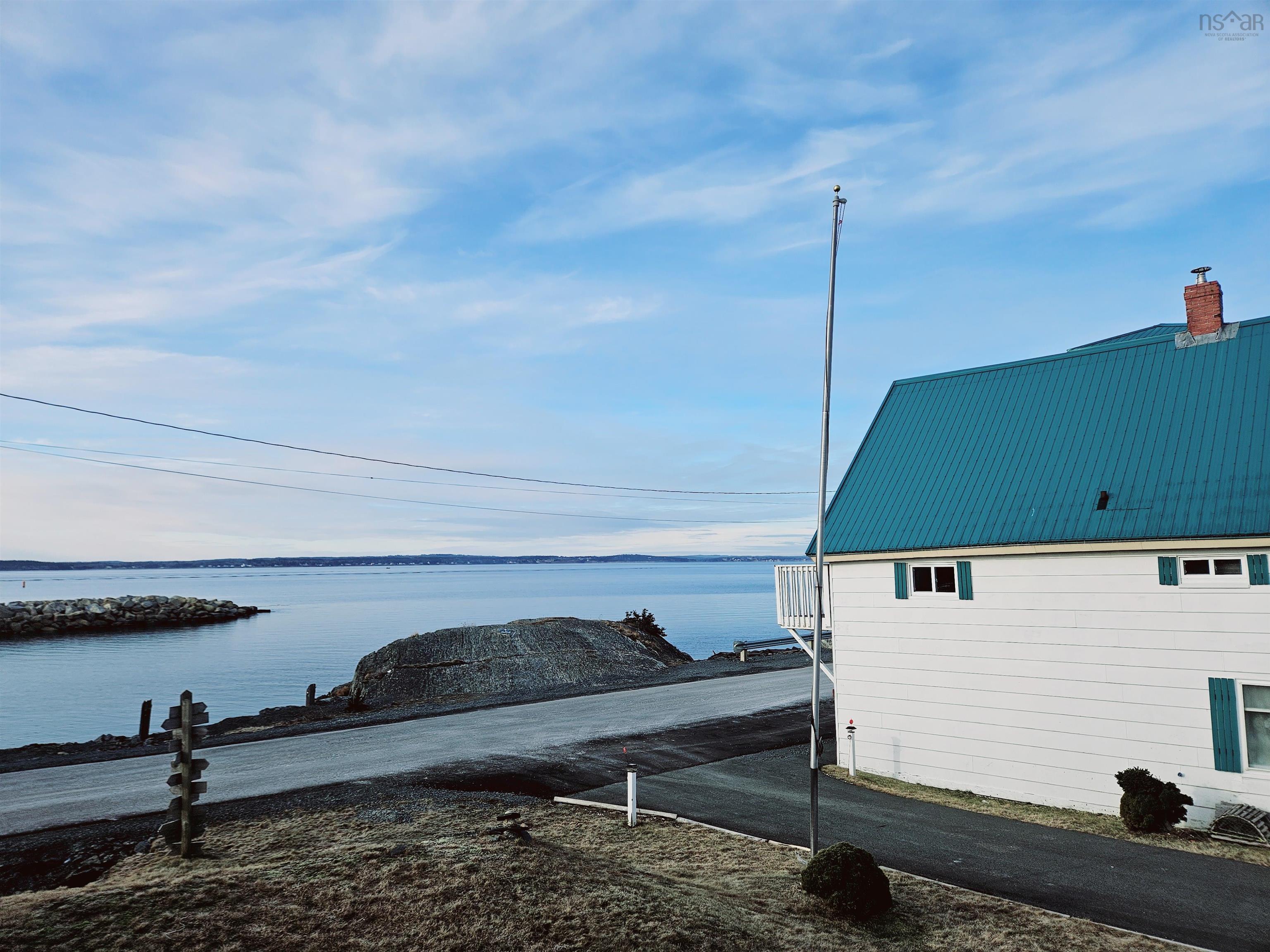$375,000.00: 91 The Point Road, Blue Rocks