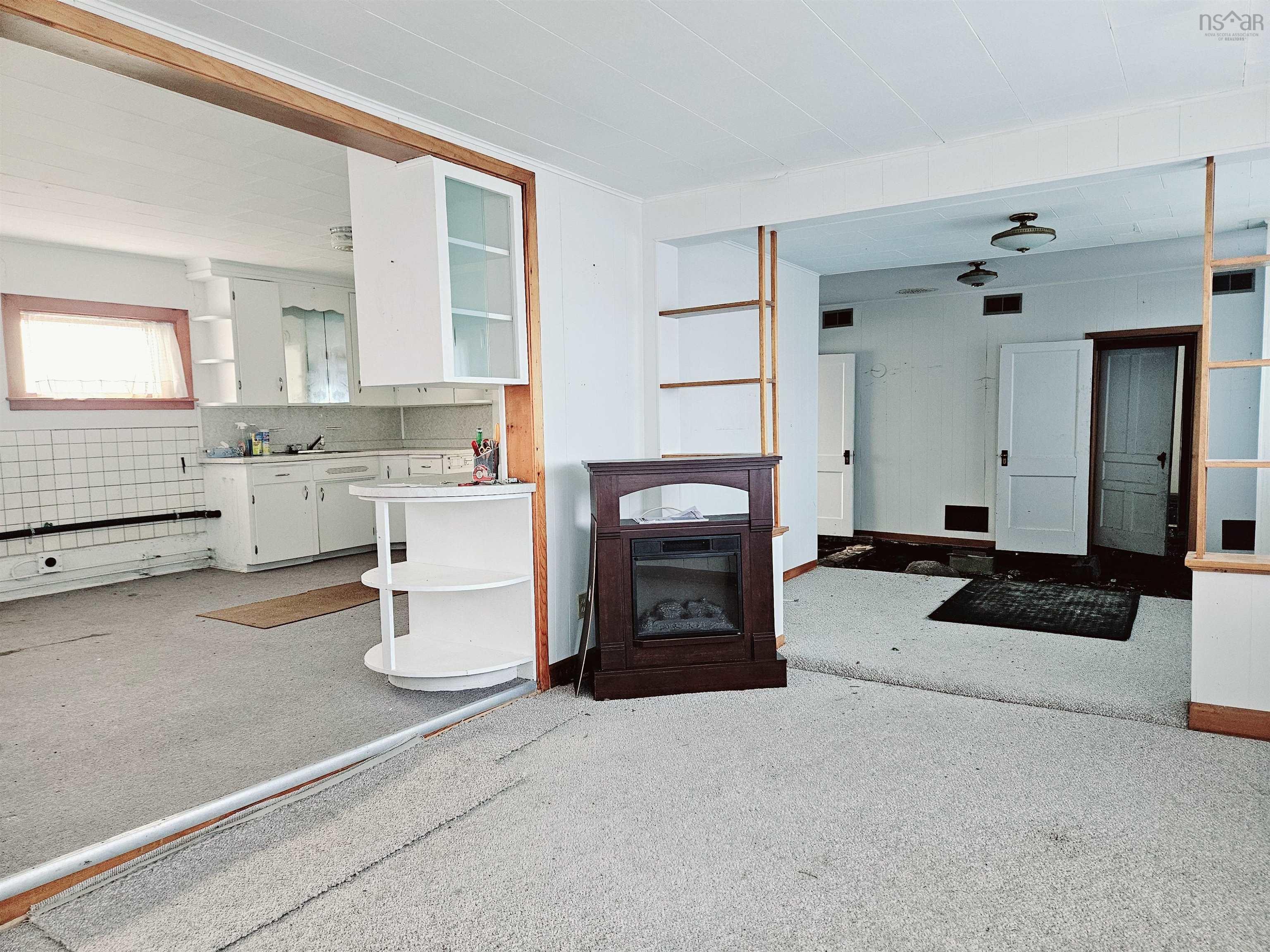 $375,000.00: 91 The Point Road, Blue Rocks