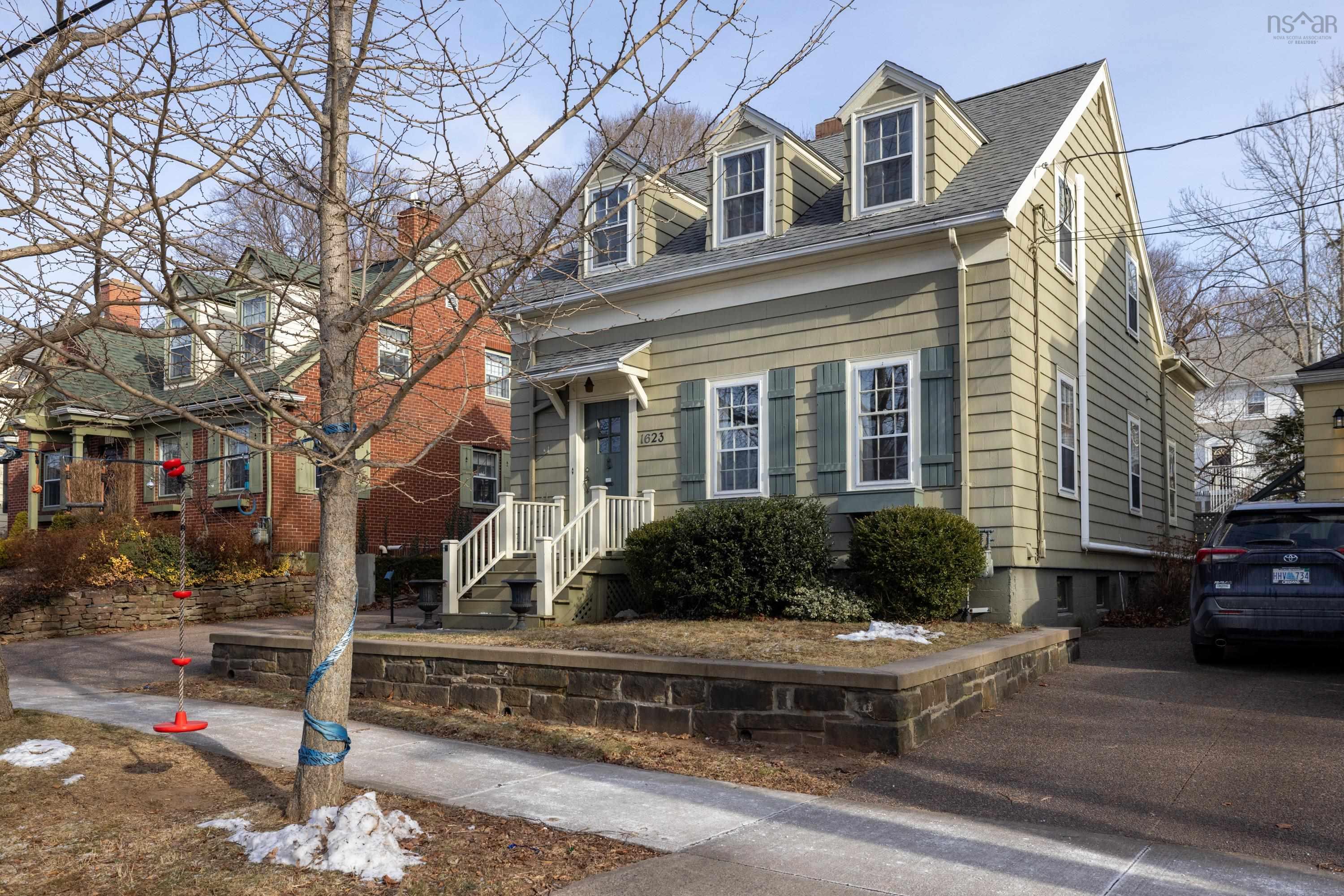 $1,149,900.00: 1623 Cambridge Street, Halifax