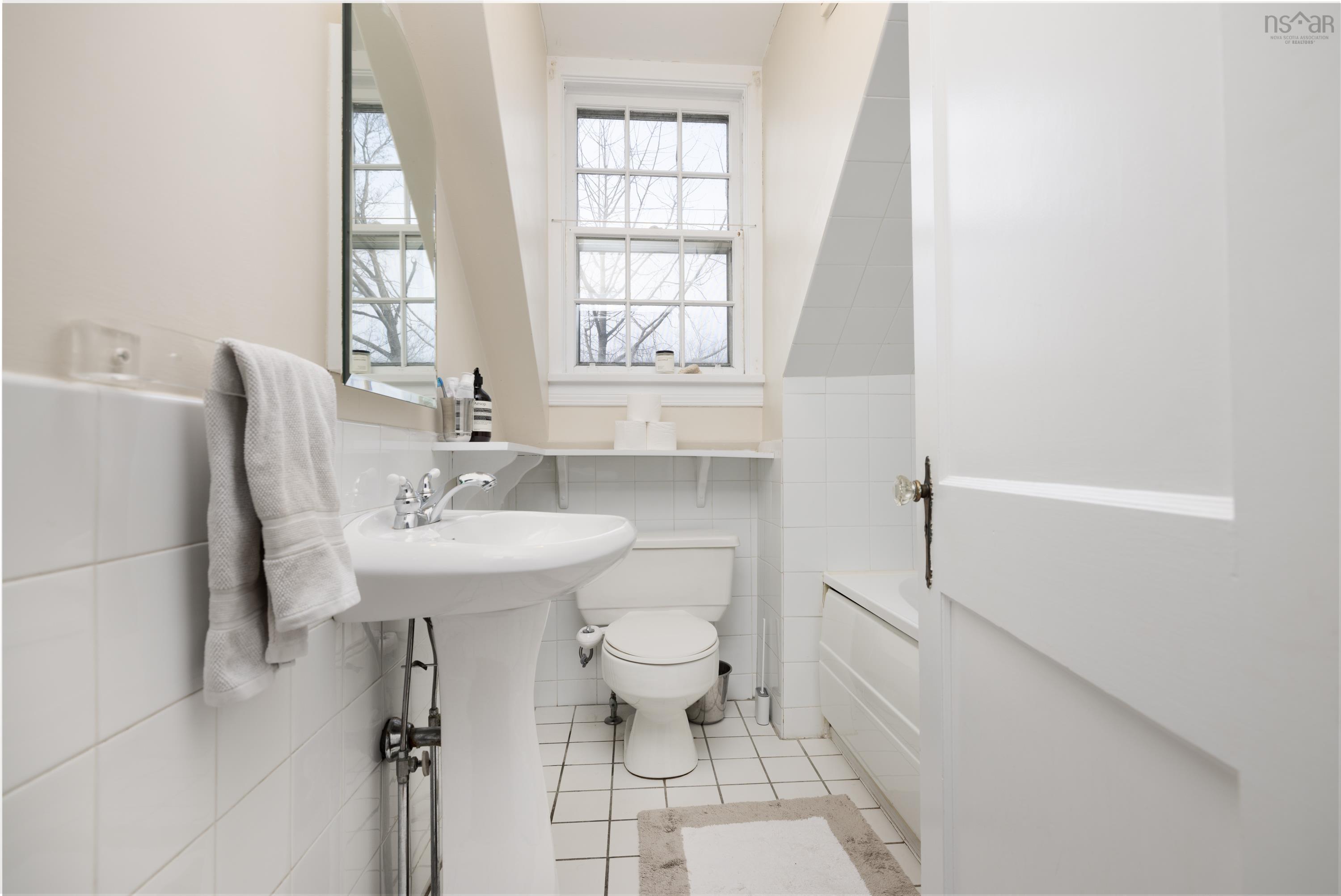 $1,149,900.00: 1623 Cambridge Street, Halifax