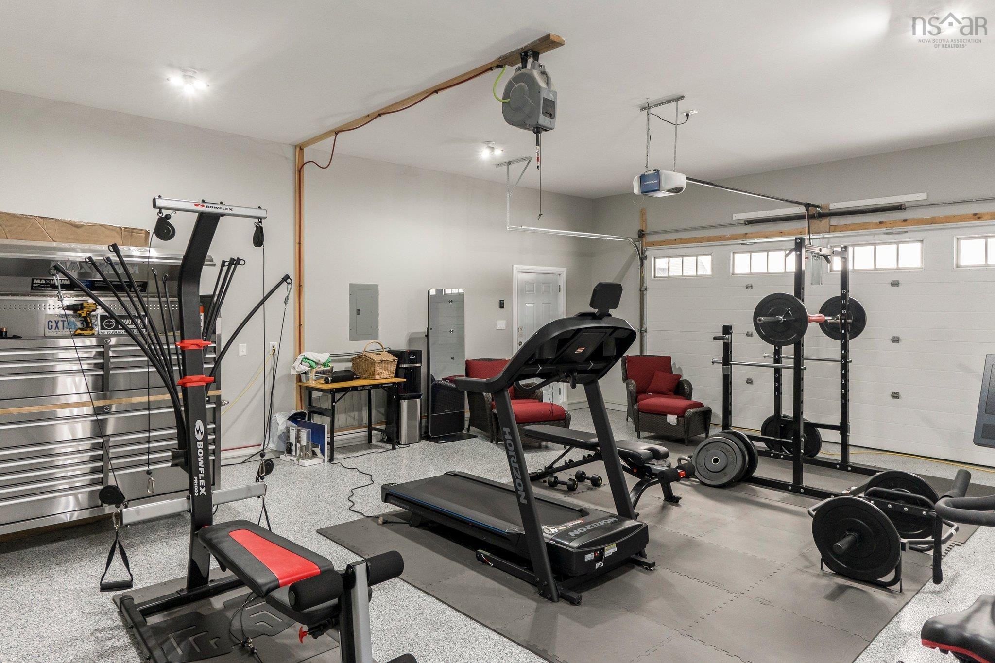 $999,900.00: 284 Ben Phinney Road, Melvern Square
