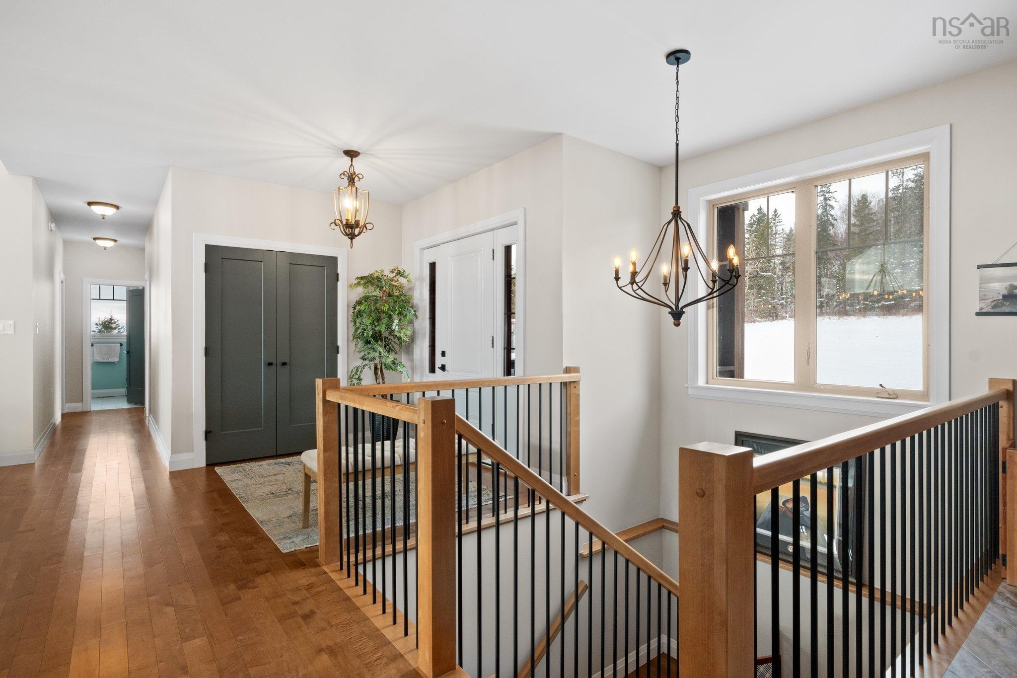 $999,900.00: 284 Ben Phinney Road, Melvern Square