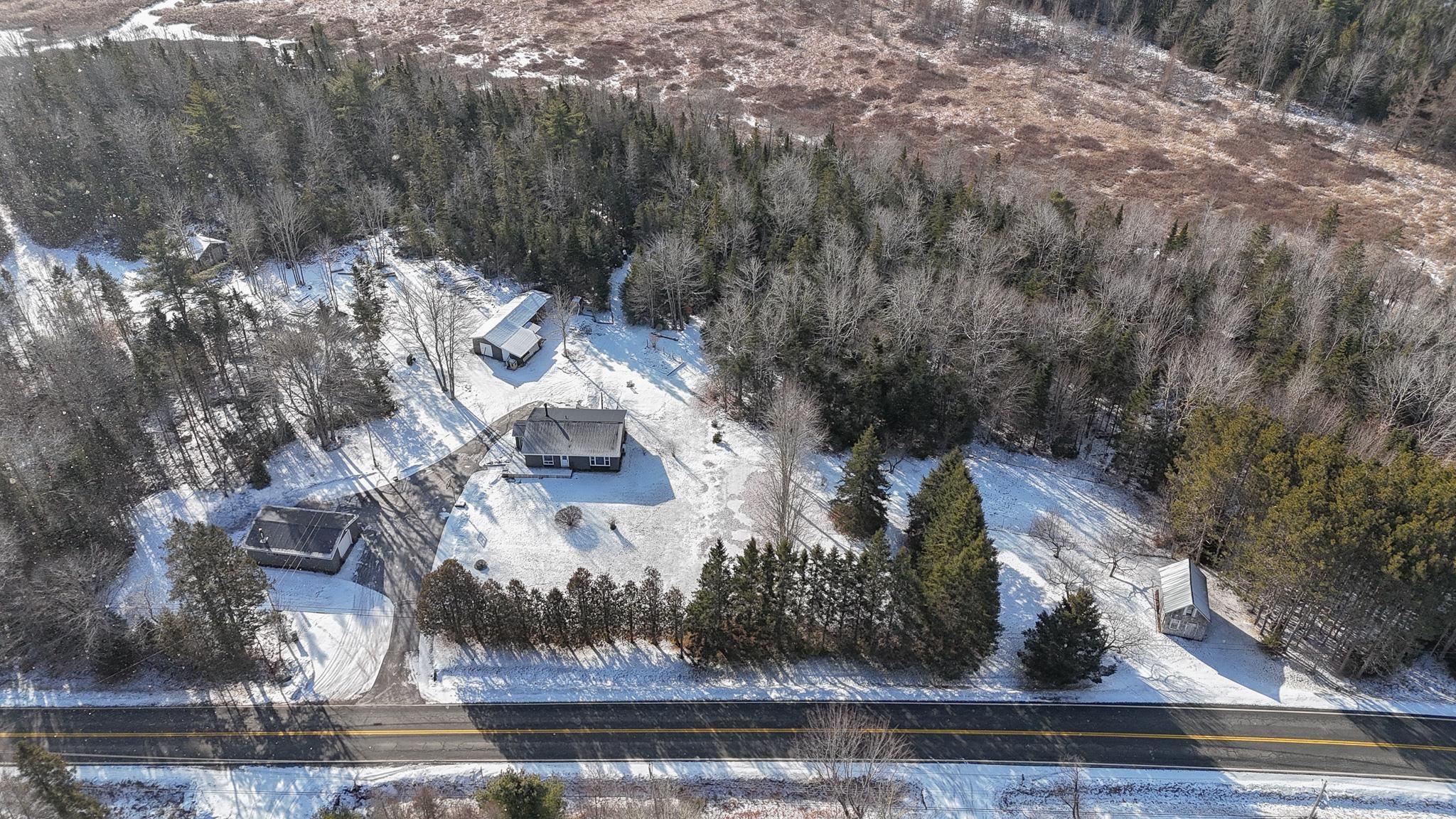$329,900.00: 679 Highway 208, Simpsons Corner