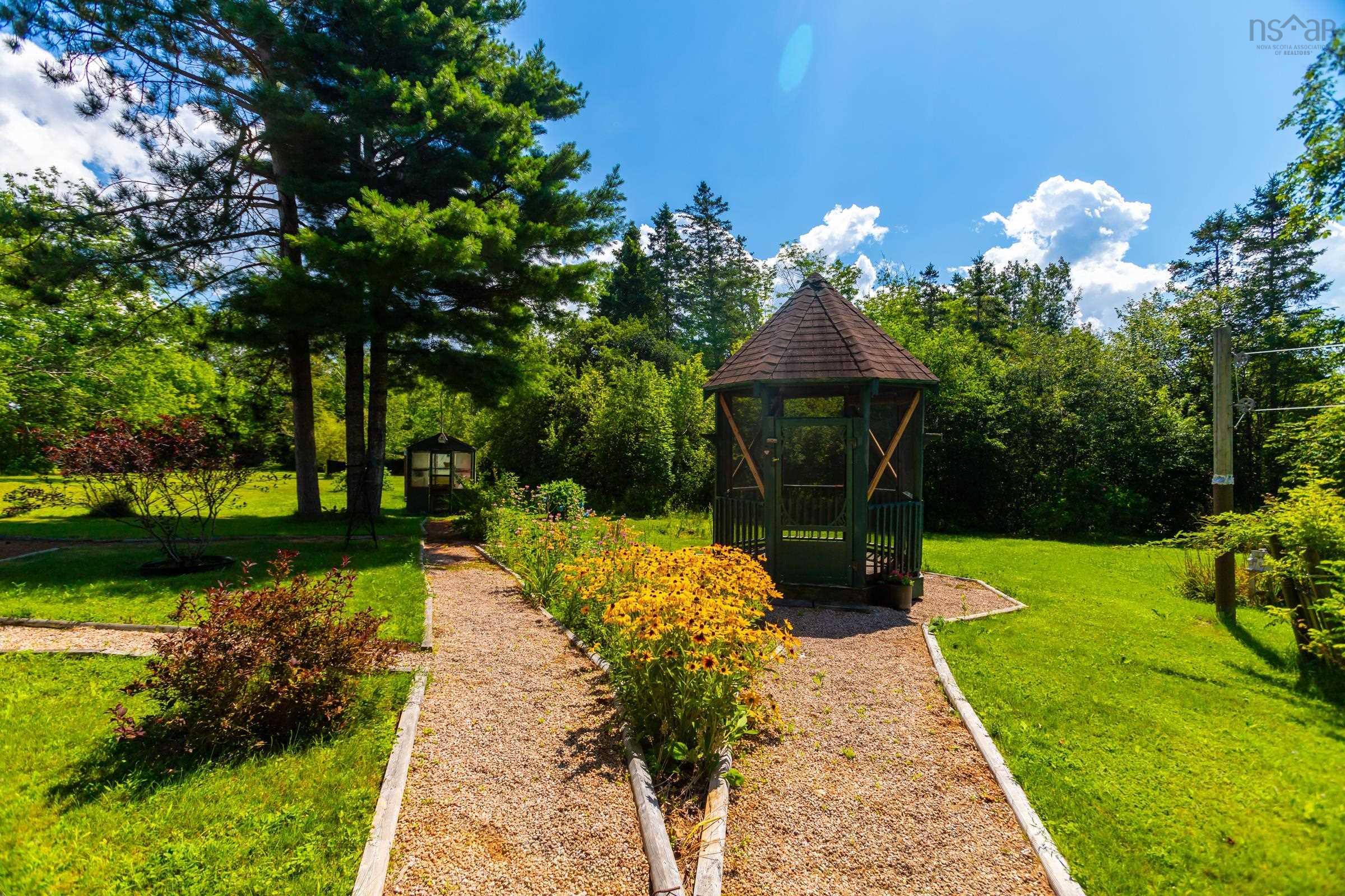 $599,900.00: 5270 Highway 1, Granville Centre