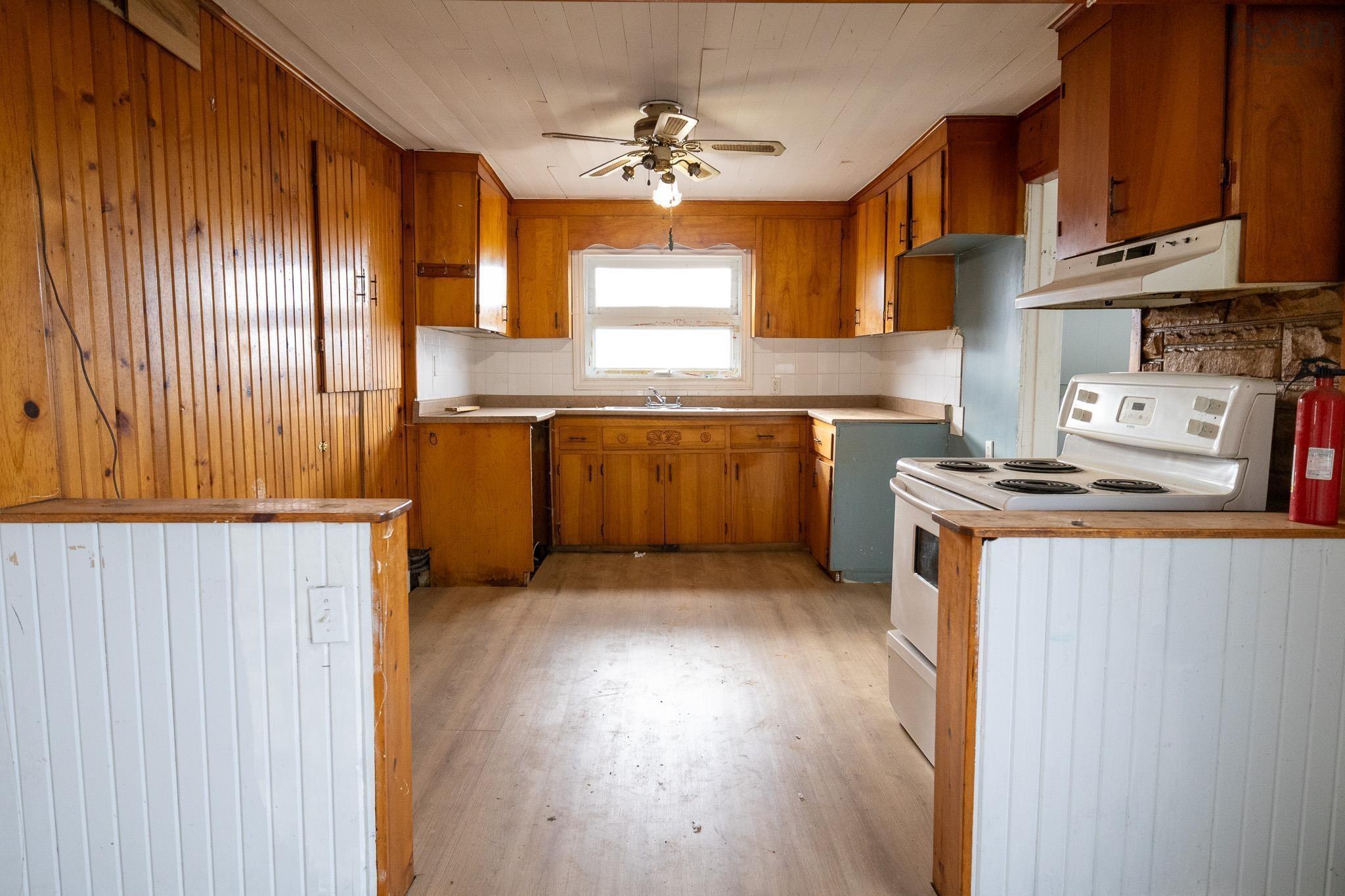 $49,900.00: 19 Tenth Street, Glace Bay