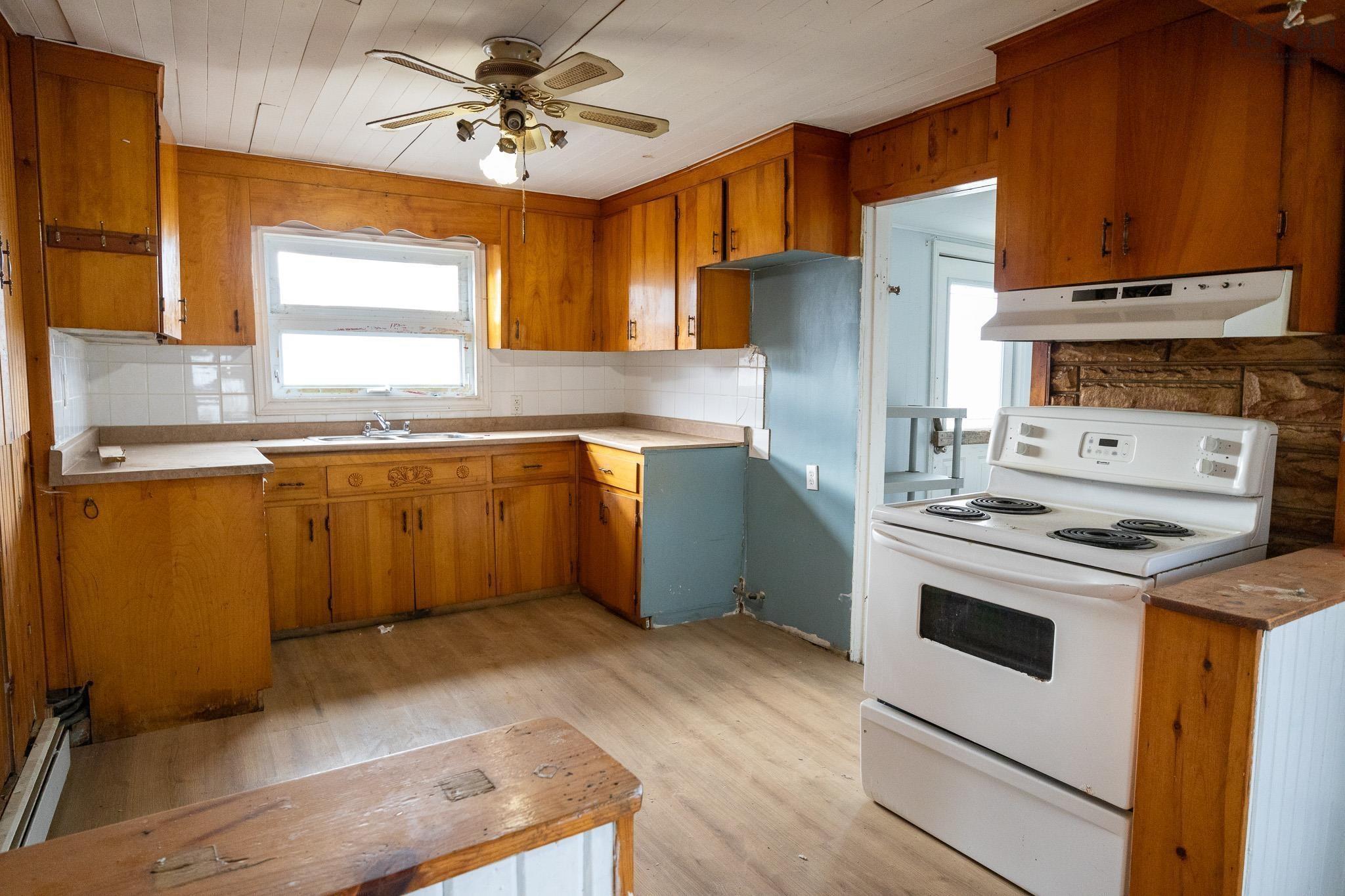 $49,900.00: 19 Tenth Street, Glace Bay