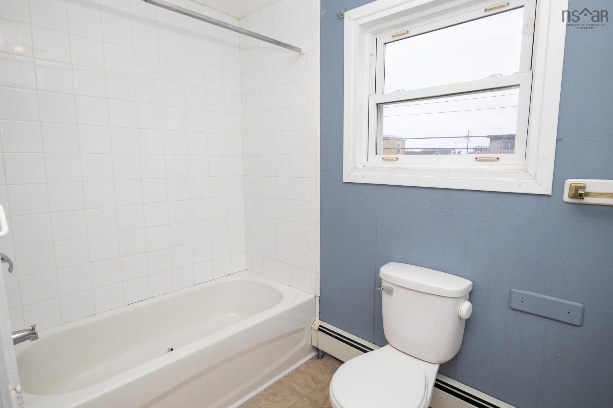$49,900.00: 19 Tenth Street, Glace Bay