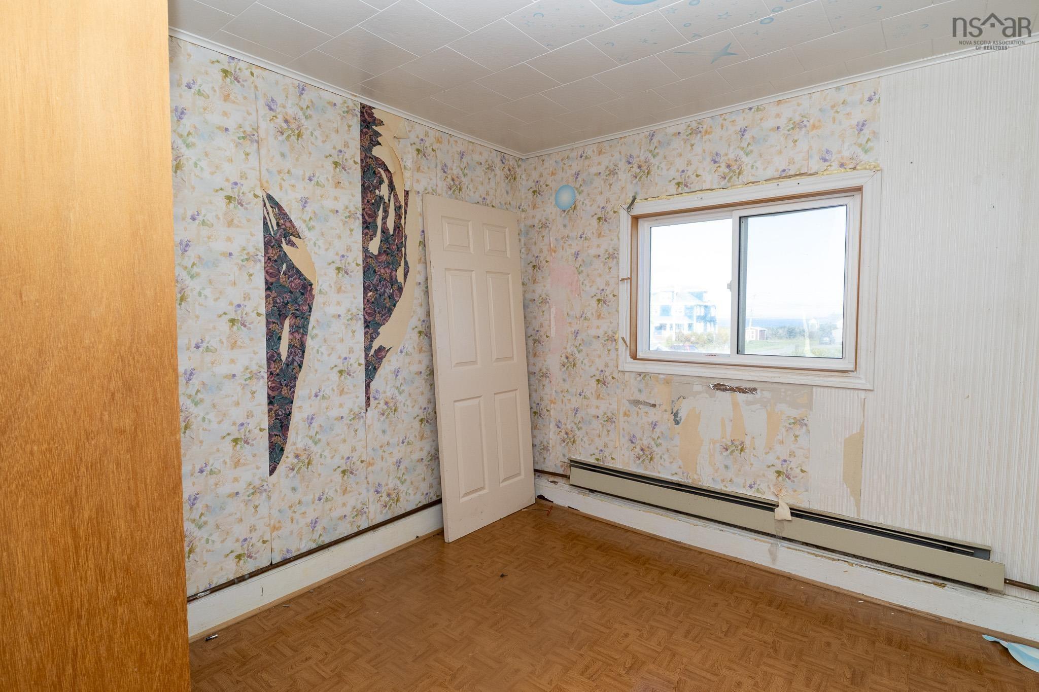 $45,000.00: 21 Tenth Street, Glace Bay
