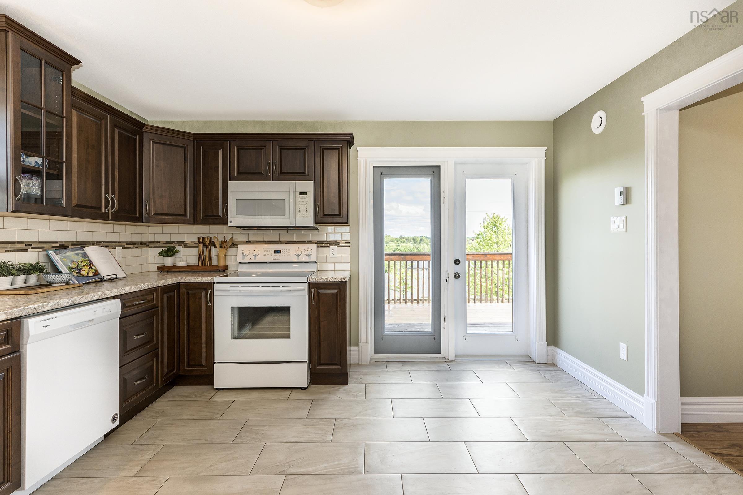 $675,000.00: 38 Clover Lane, Falmouth