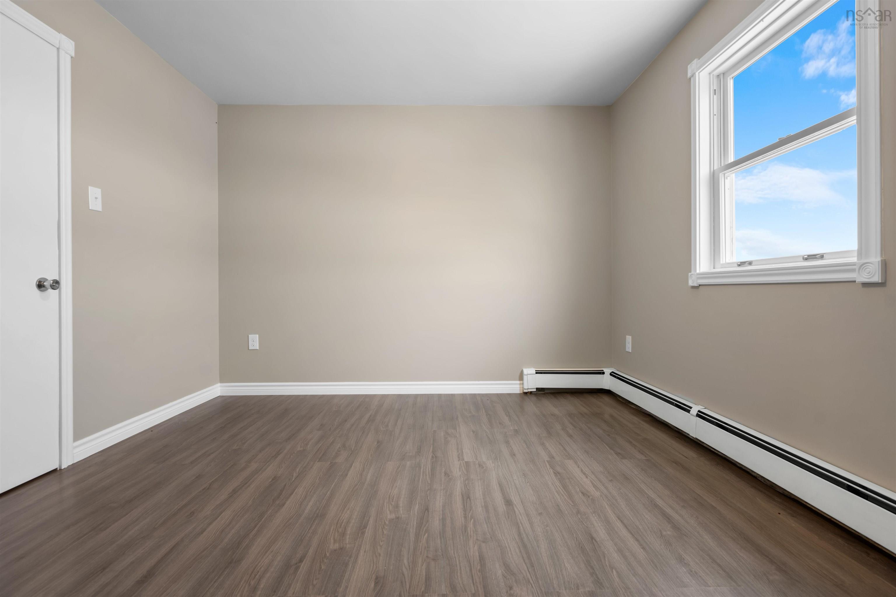 $299,900.00: 31 King Lane, Evanston