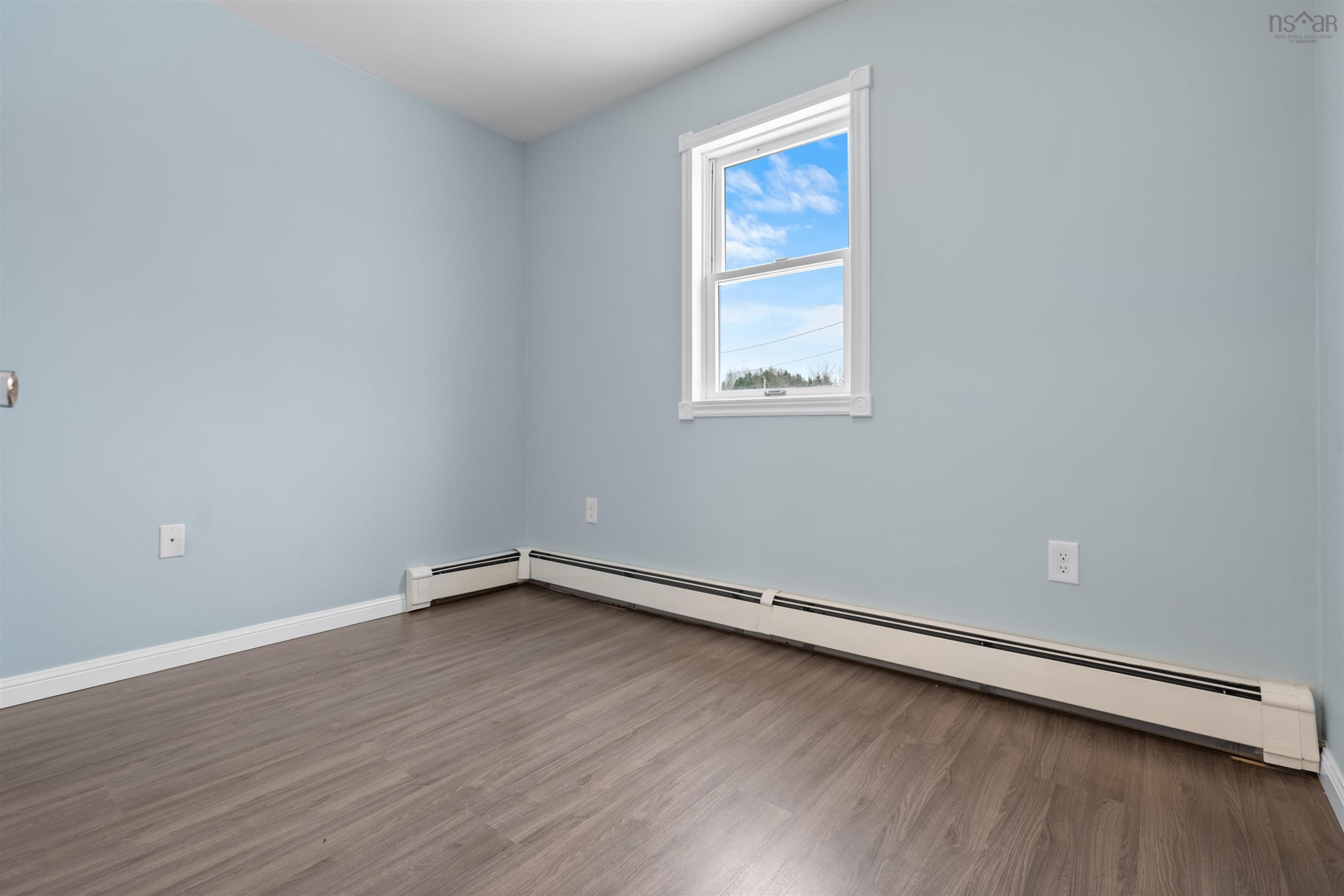 $299,900.00: 31 King Lane, Evanston