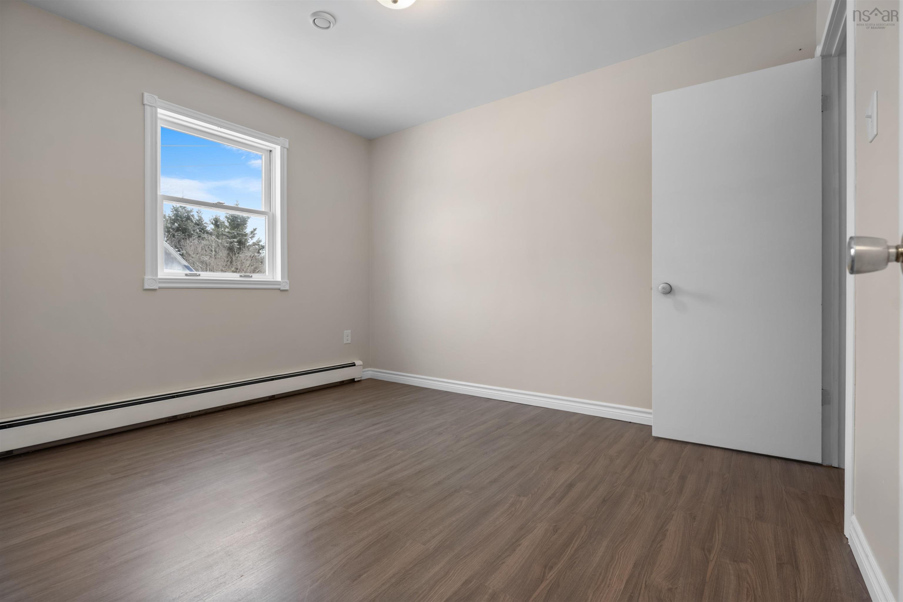 $299,900.00: 31 King Lane, Evanston