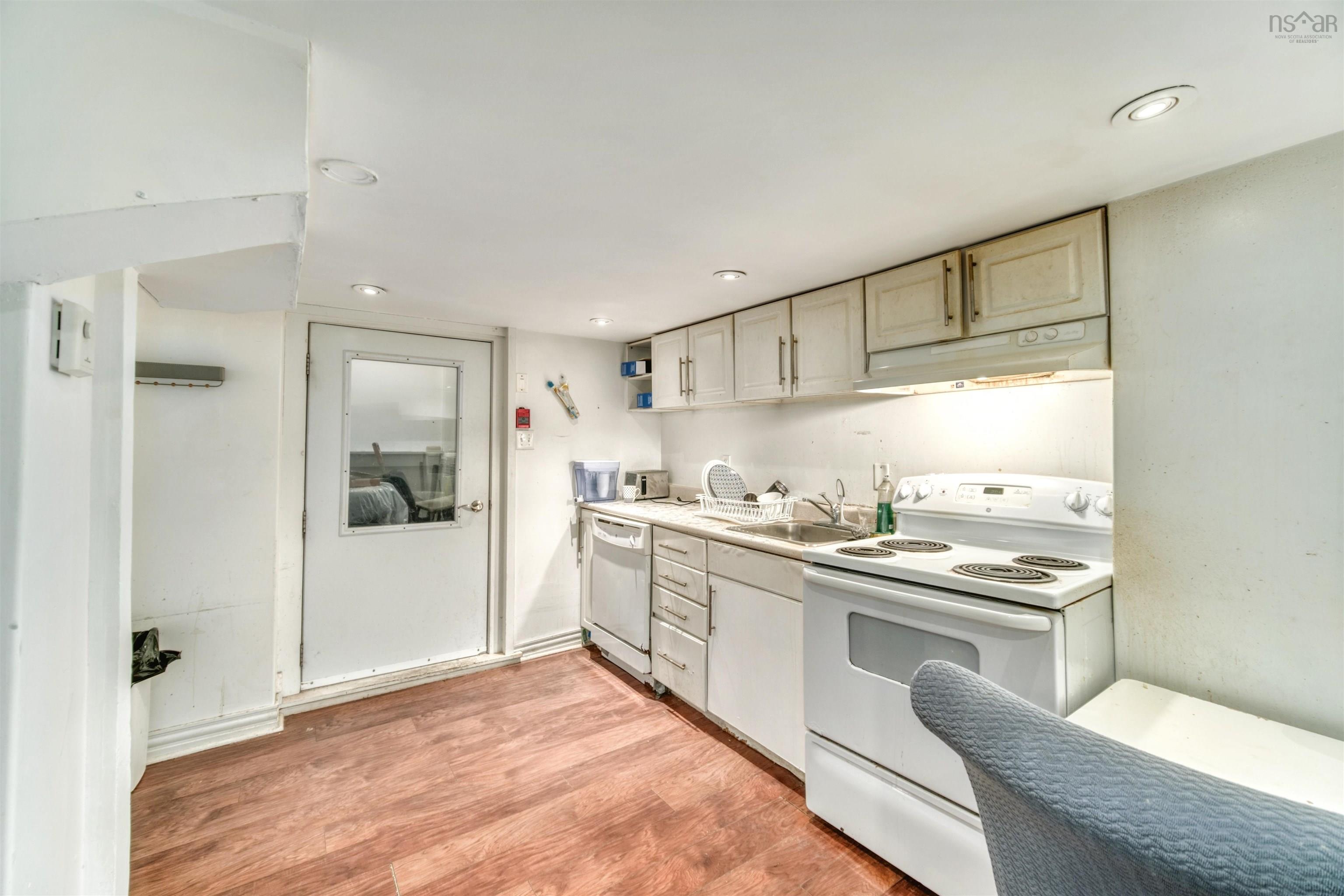 $1,699,900.00: 1135 South Park Street, Halifax