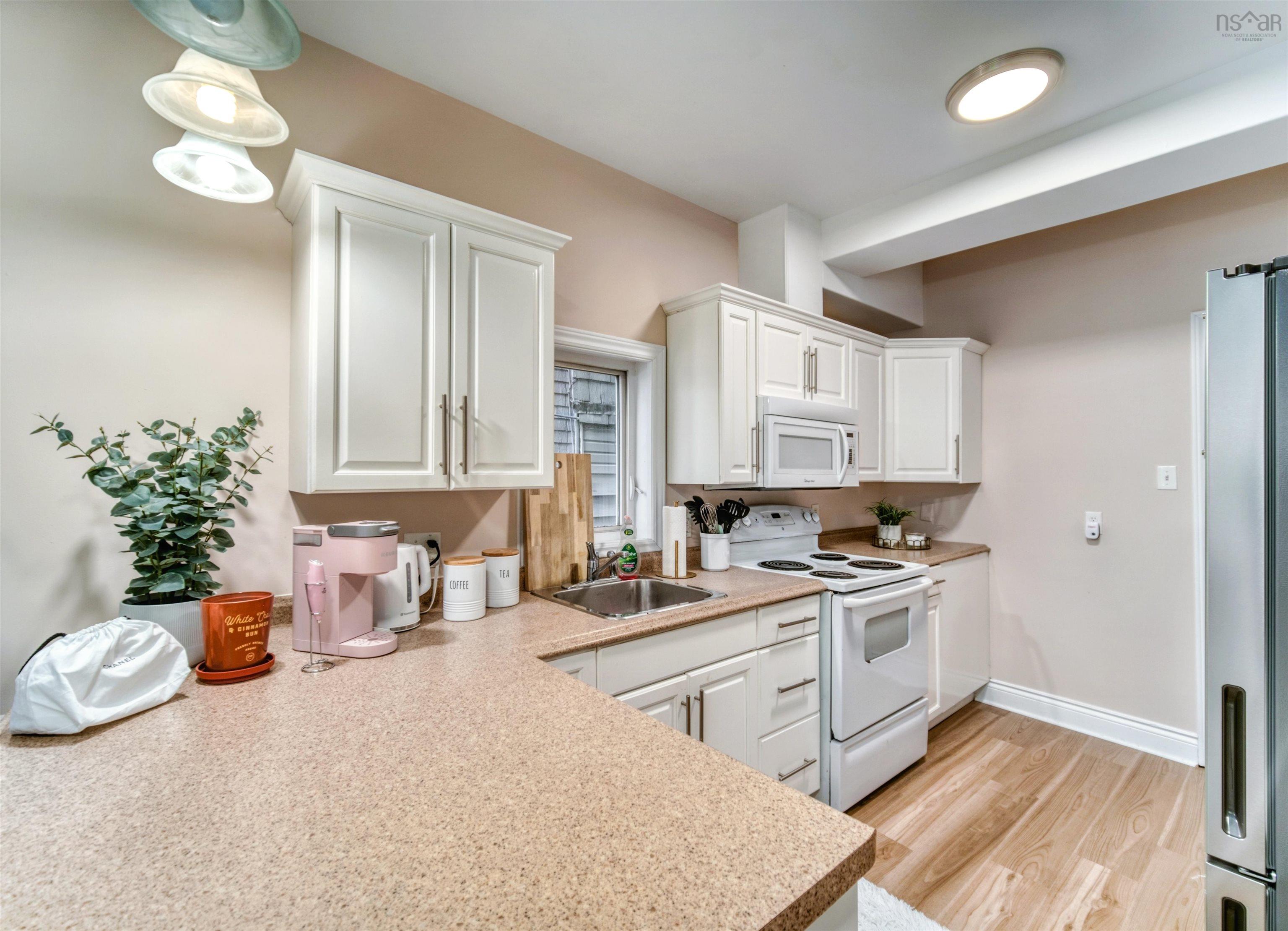 $1,699,900.00: 1135 South Park Street, Halifax