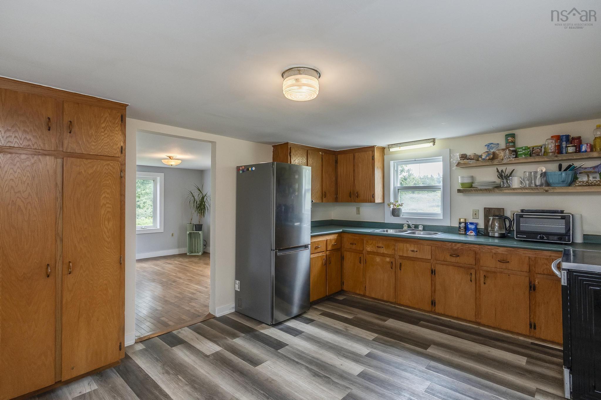 $460,000.00: 239 Brinton Road, Port Lorne