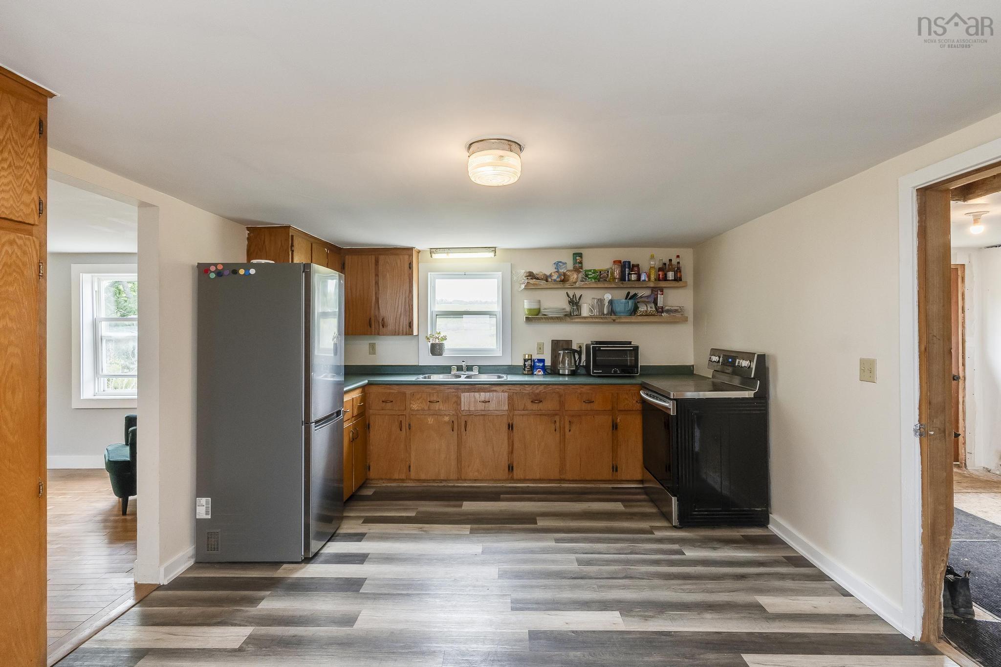 $460,000.00: 239 Brinton Road, Port Lorne