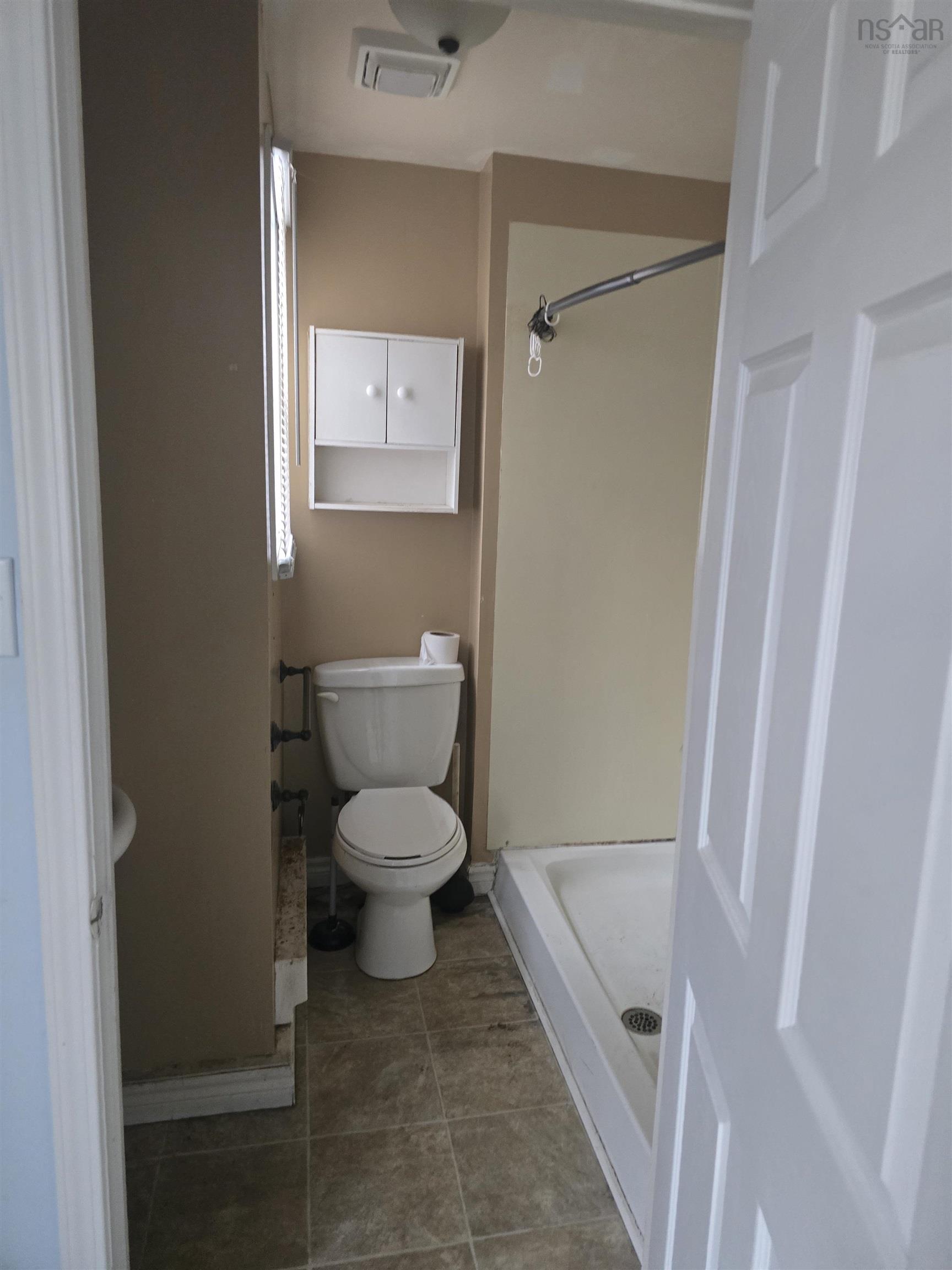 $189,900.00: 176 Stellarton Road, New Glasgow