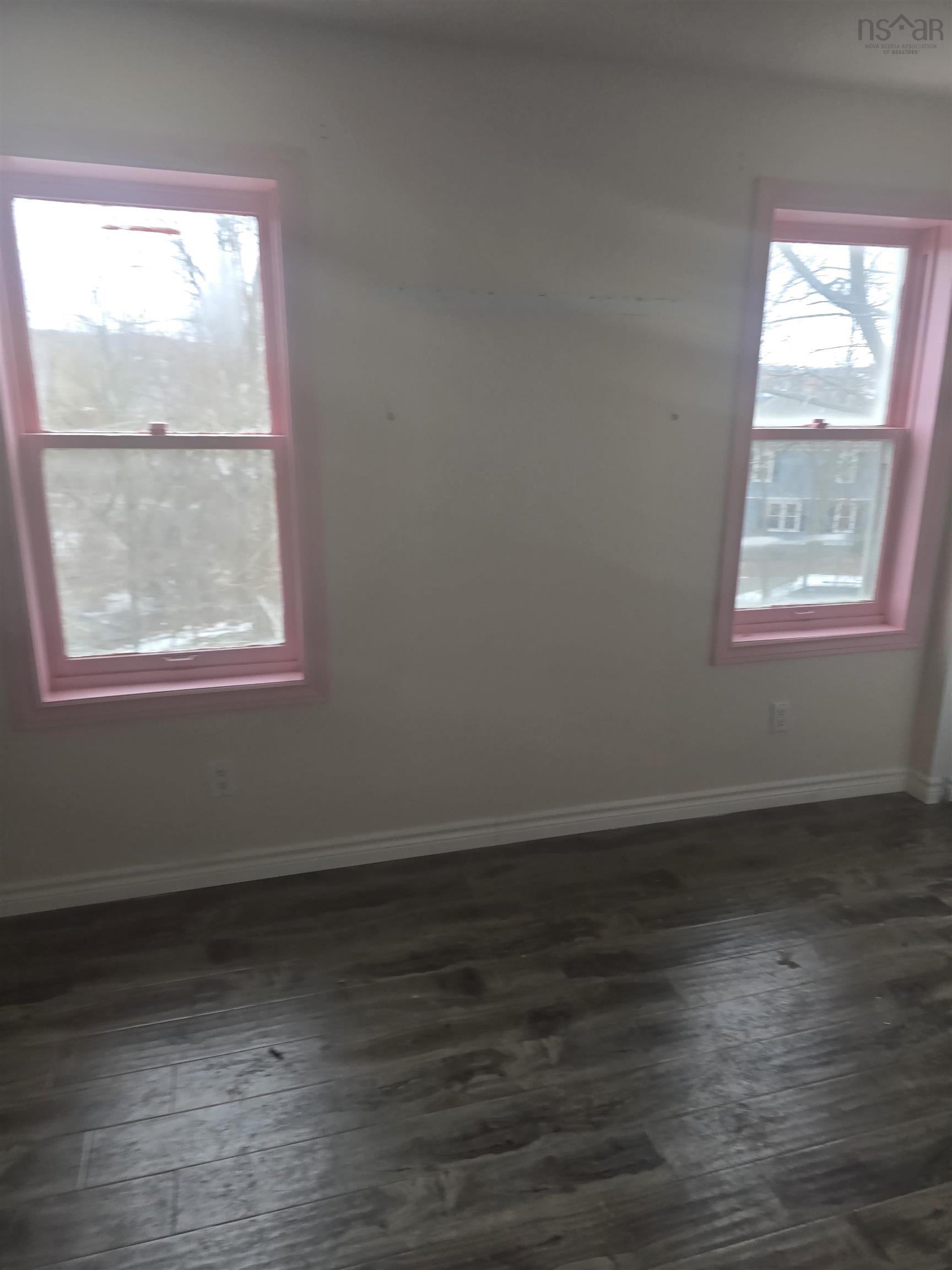 $189,900.00: 176 Stellarton Road, New Glasgow