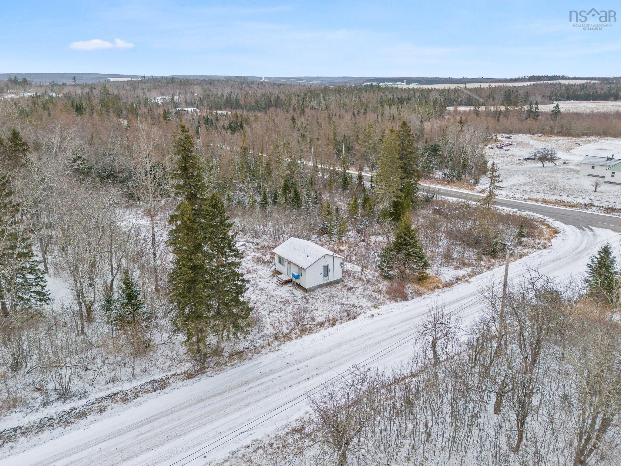 $75,000.00: 1445 Elderbank Back Road, Murchyville