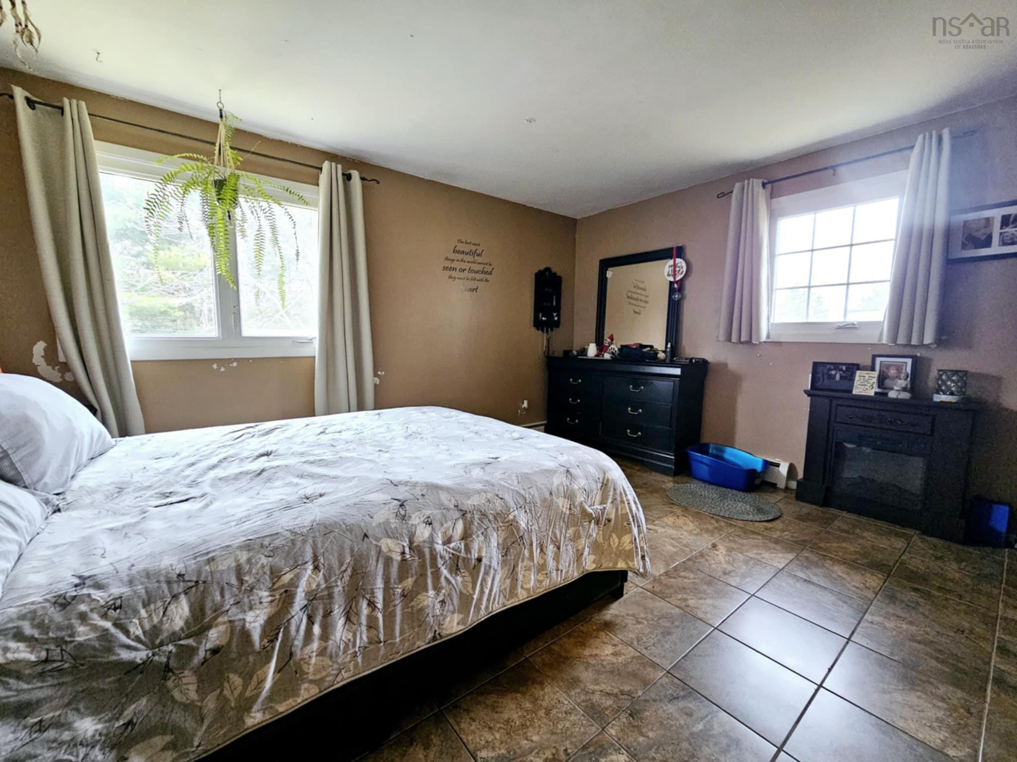 $335,000.00: 55 Birch Street, Salmon River