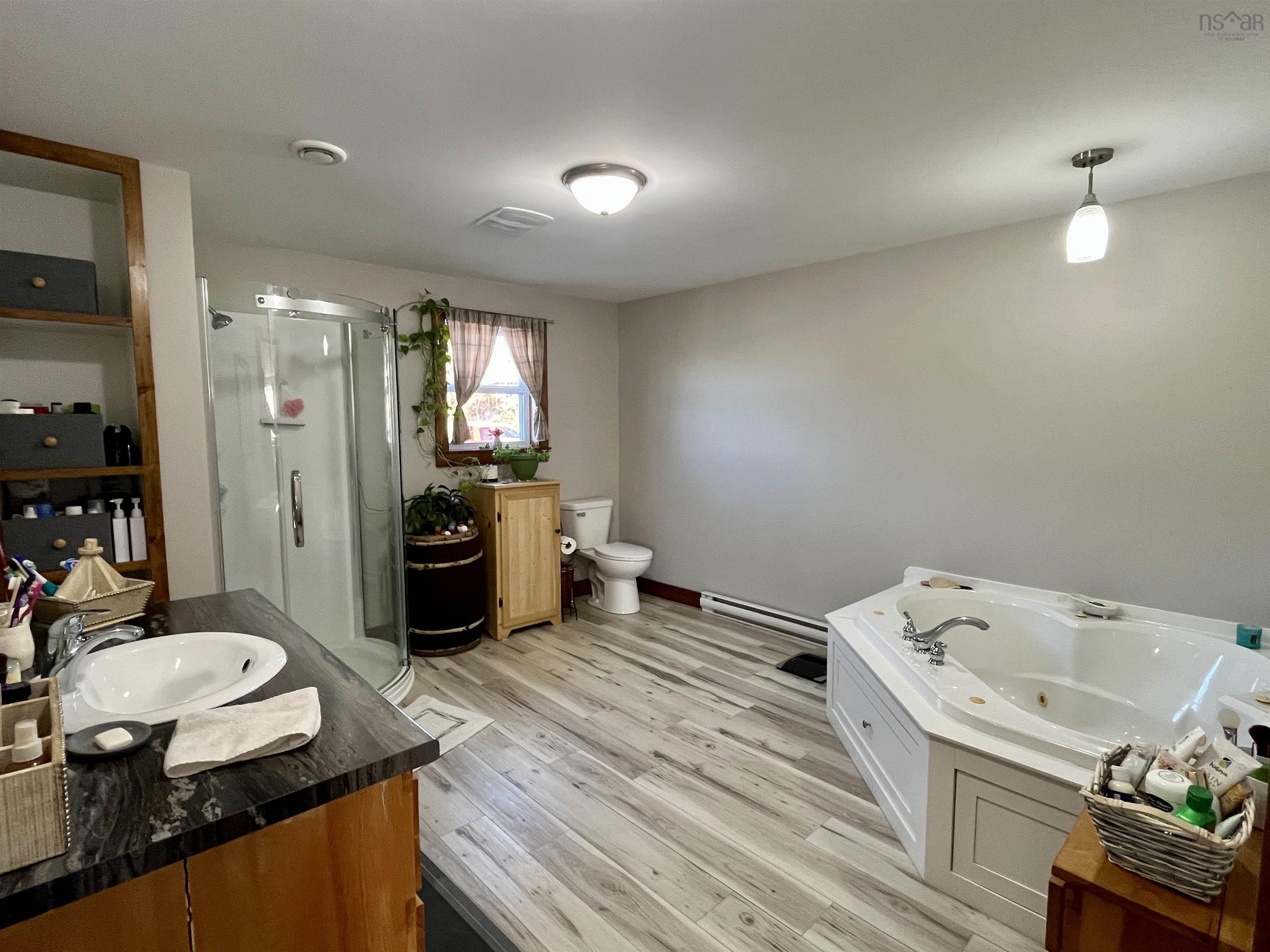 $799,000.00: 19 Bond Drive, Chester