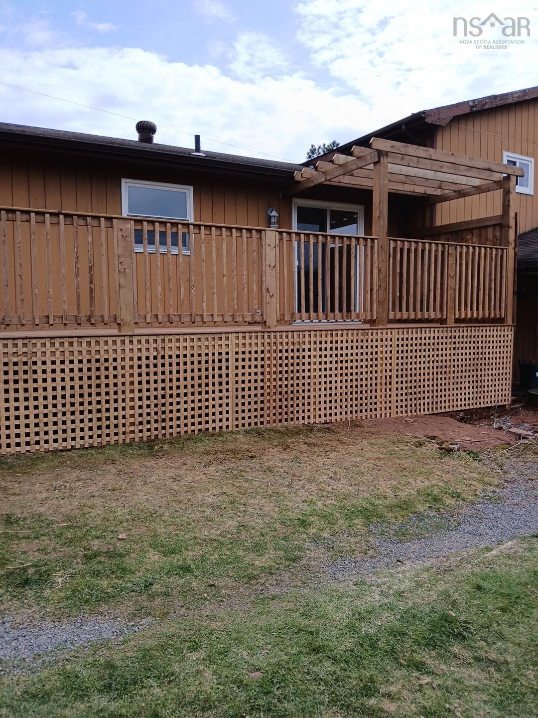 $549,000.00: 117 BROOKSIDE BRANCH Road, Brookside