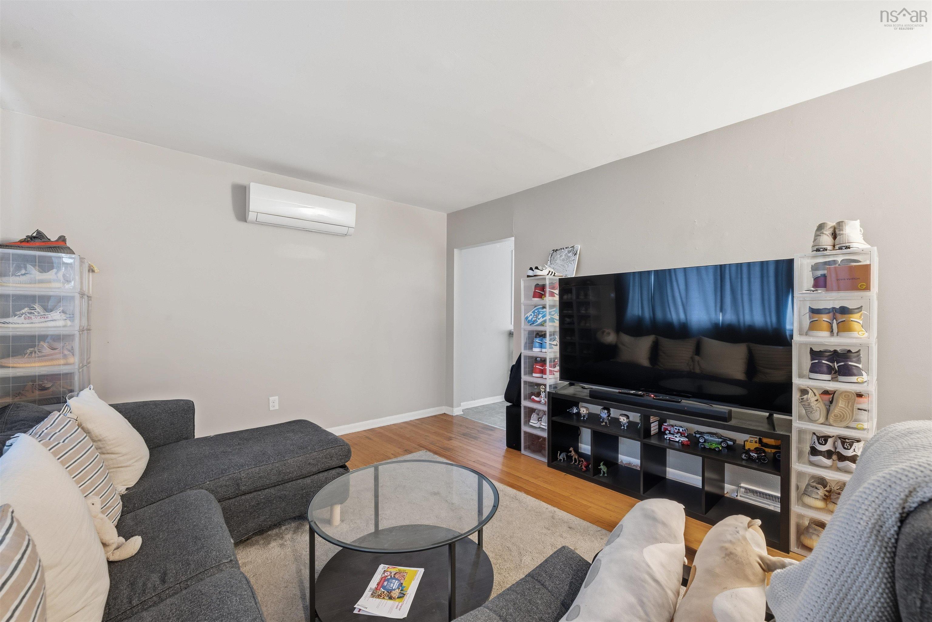 $405,000.00: 112 School Street, Kentville