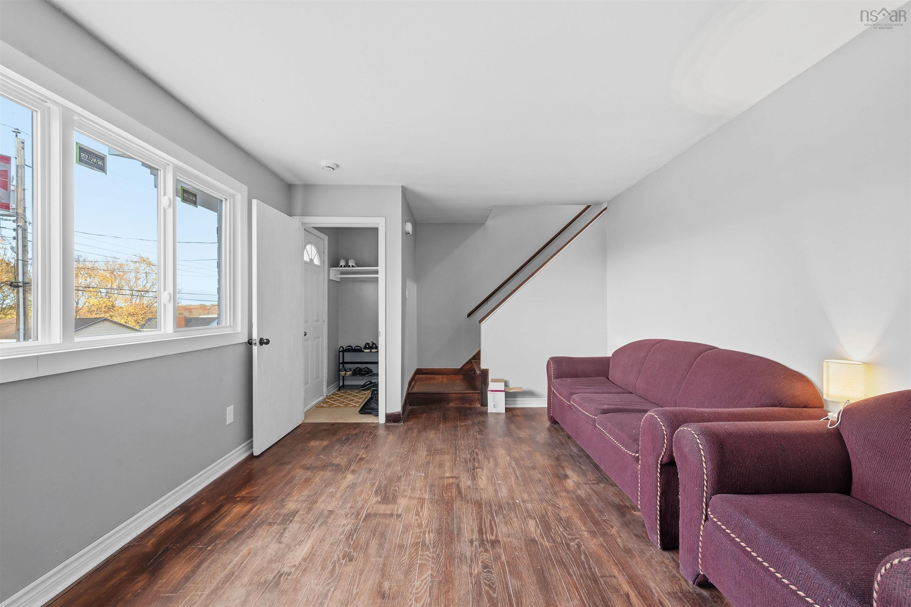 $405,000.00: 112 School Street, Kentville