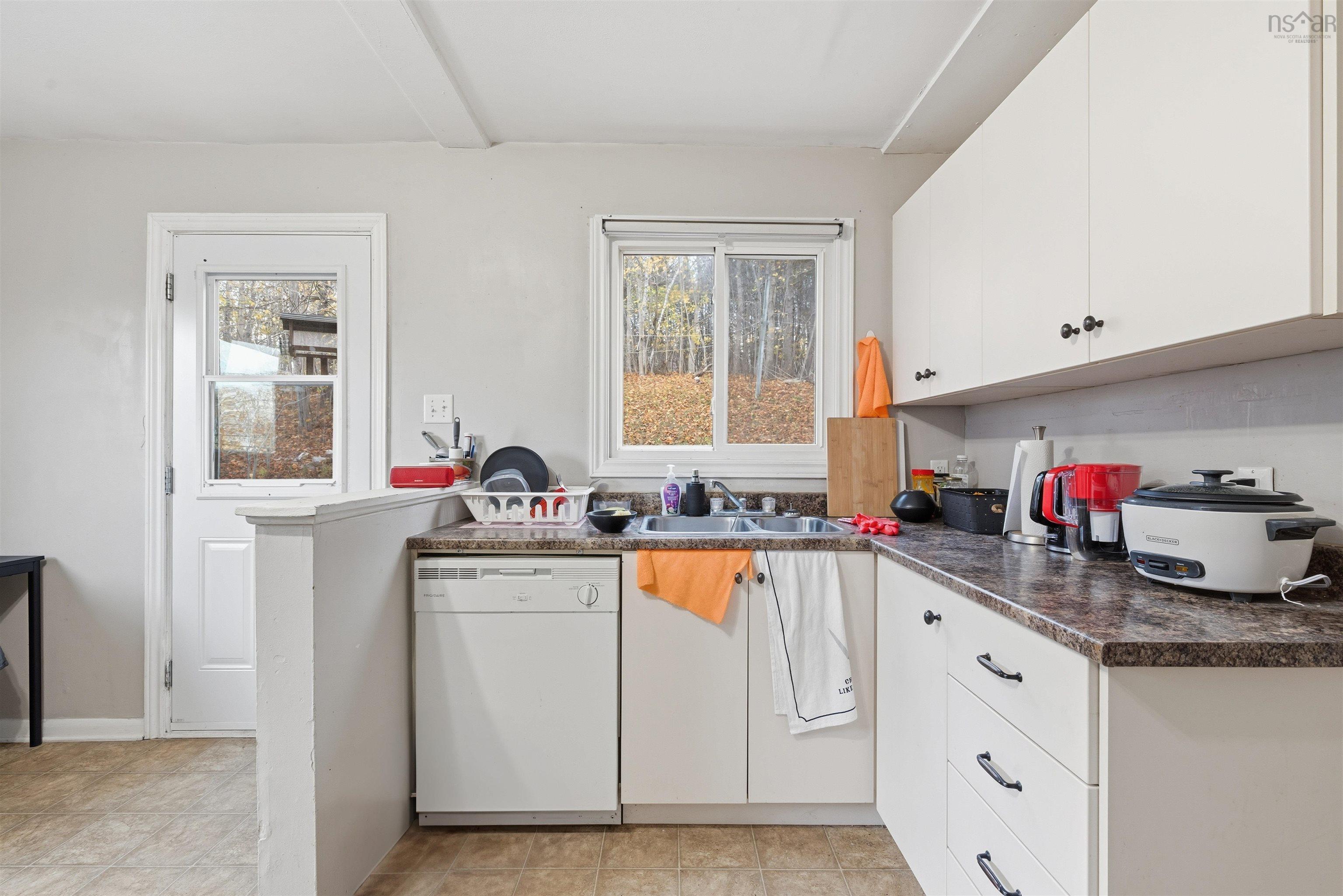 $405,000.00: 112 School Street, Kentville