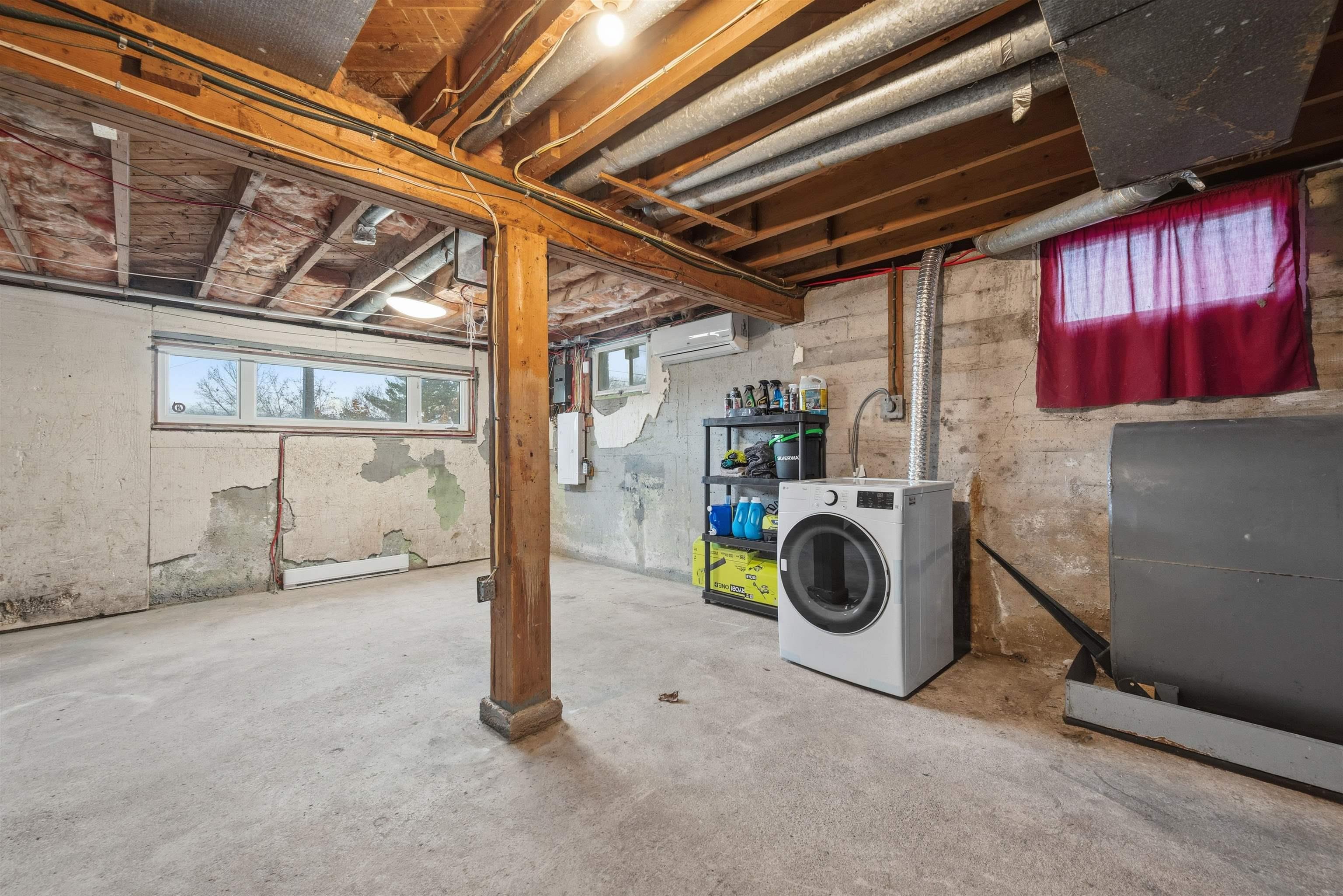 $405,000.00: 112 School Street, Kentville