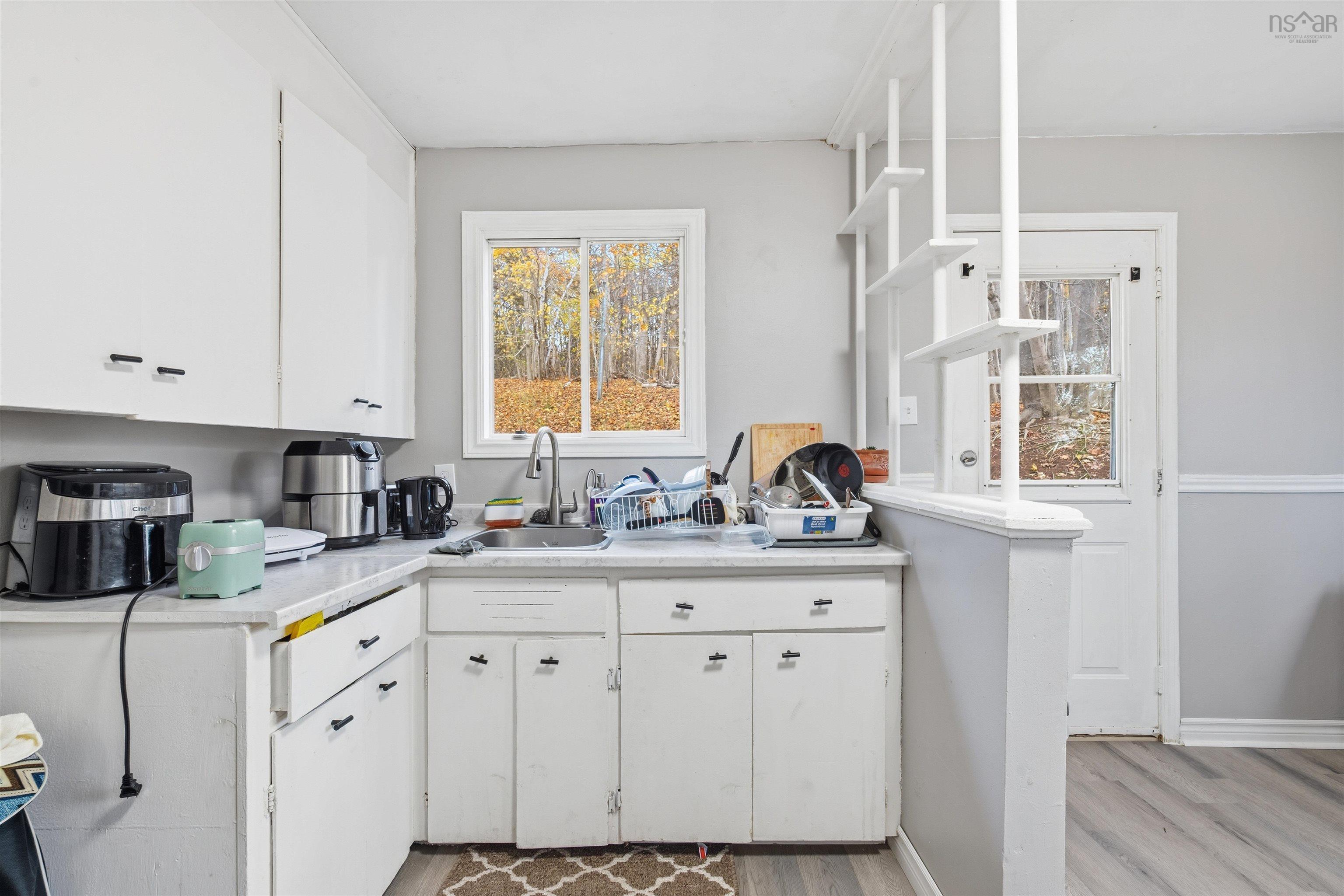 $405,000.00: 112 School Street, Kentville