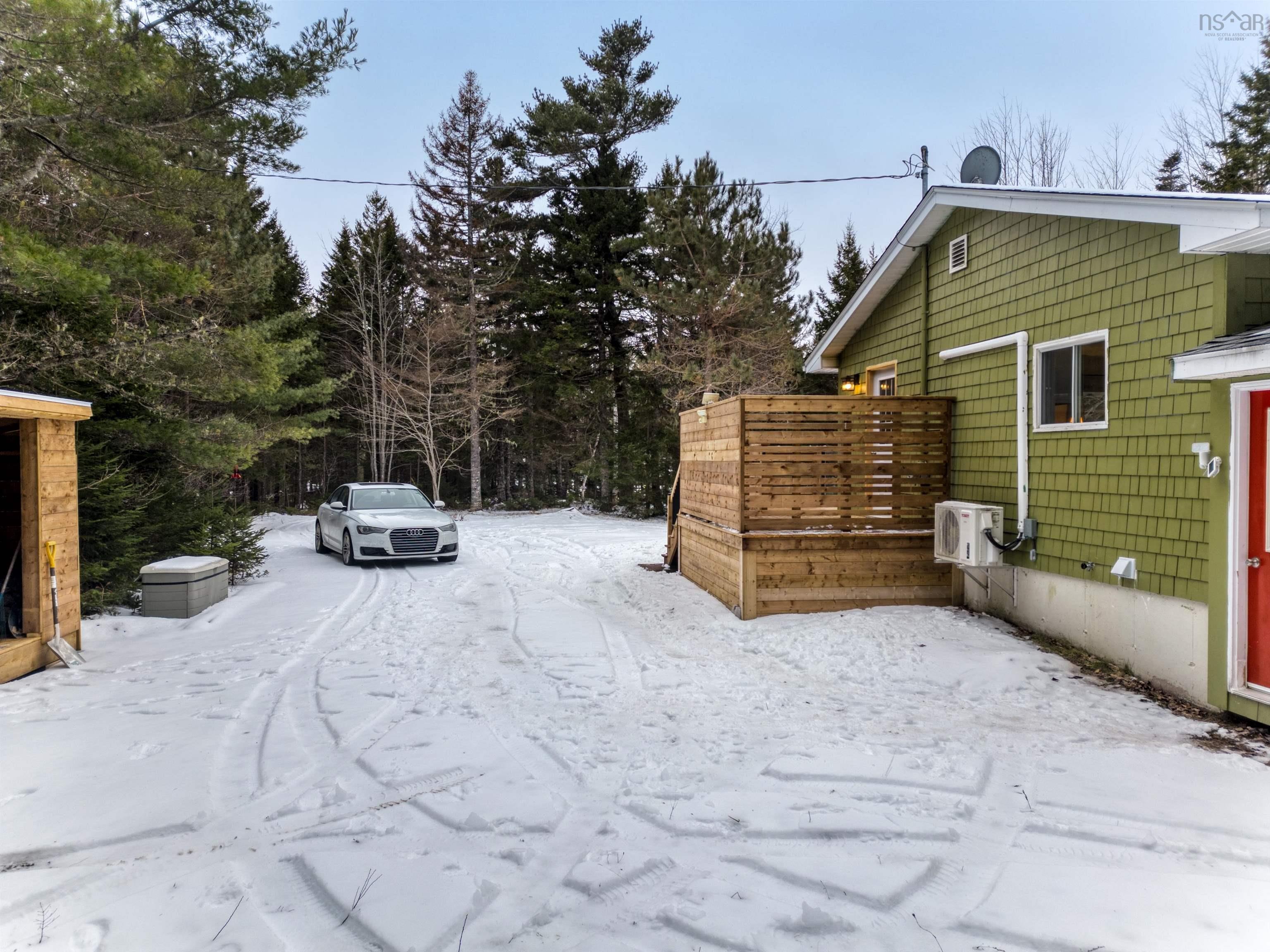 $299,000.00: 5 Duck Pond Road, Five Houses