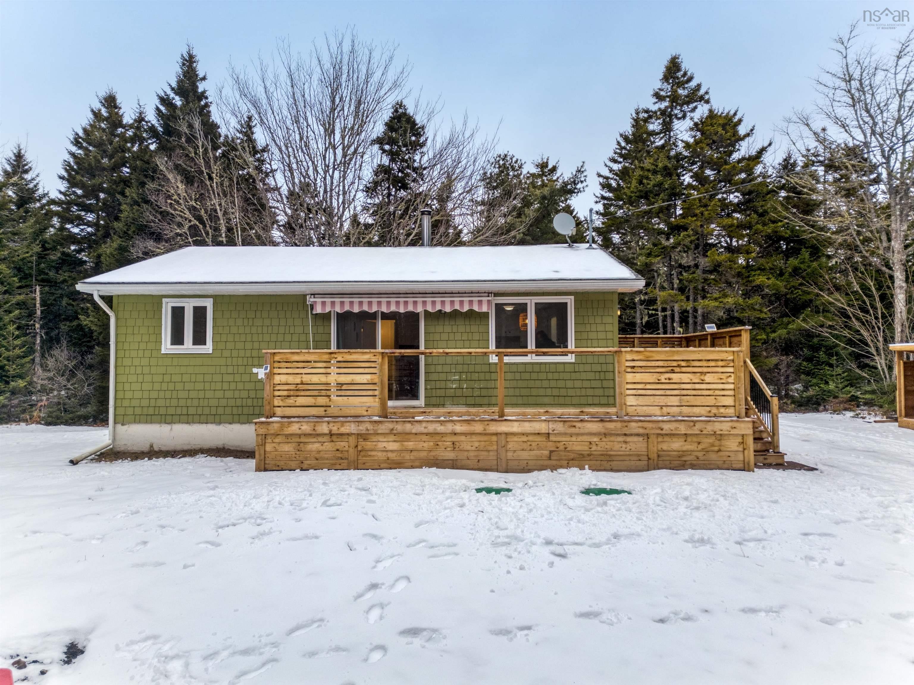 $299,000.00: 5 Duck Pond Road, Five Houses