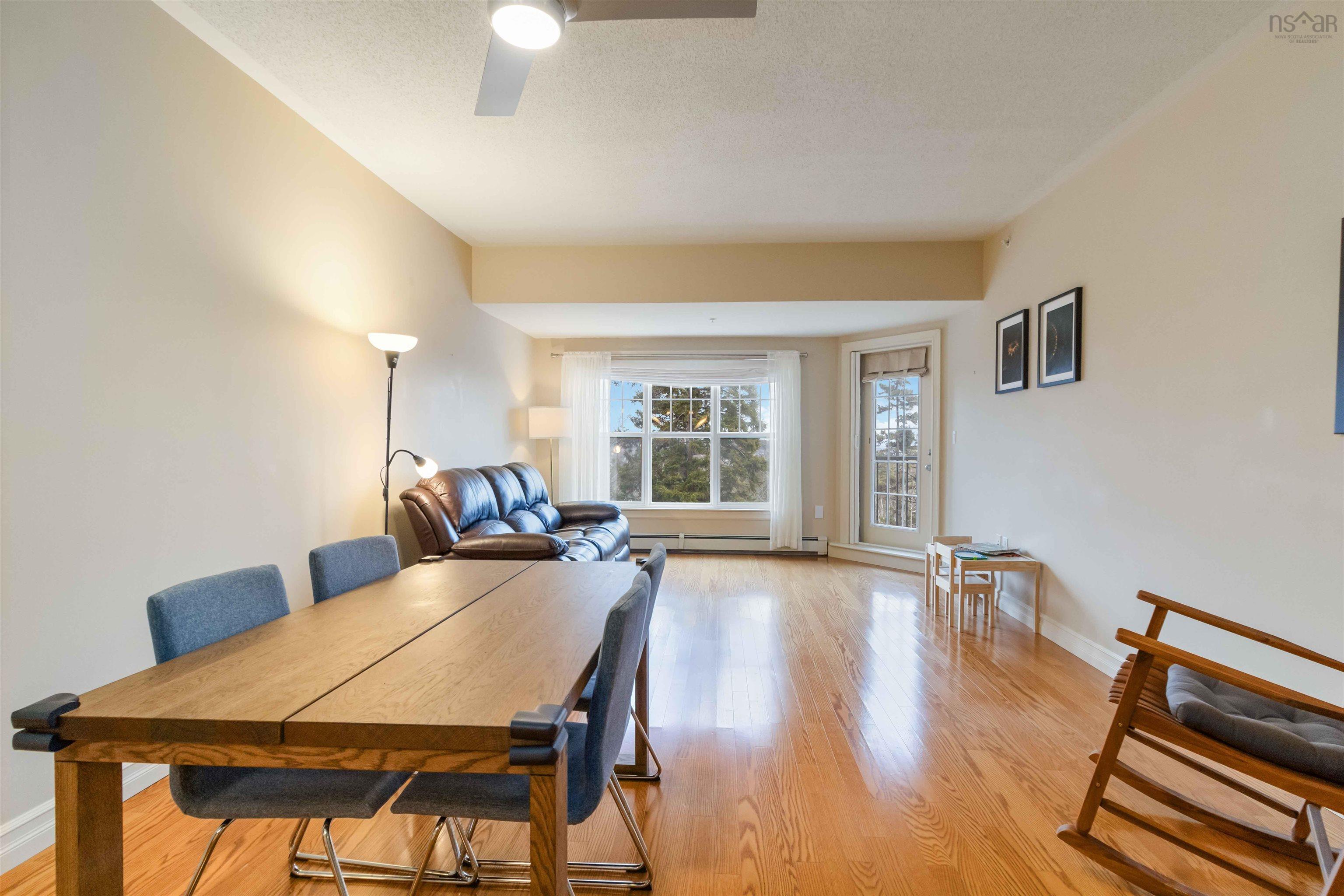 $484,900.00: 306 277 Rutledge, Bedford