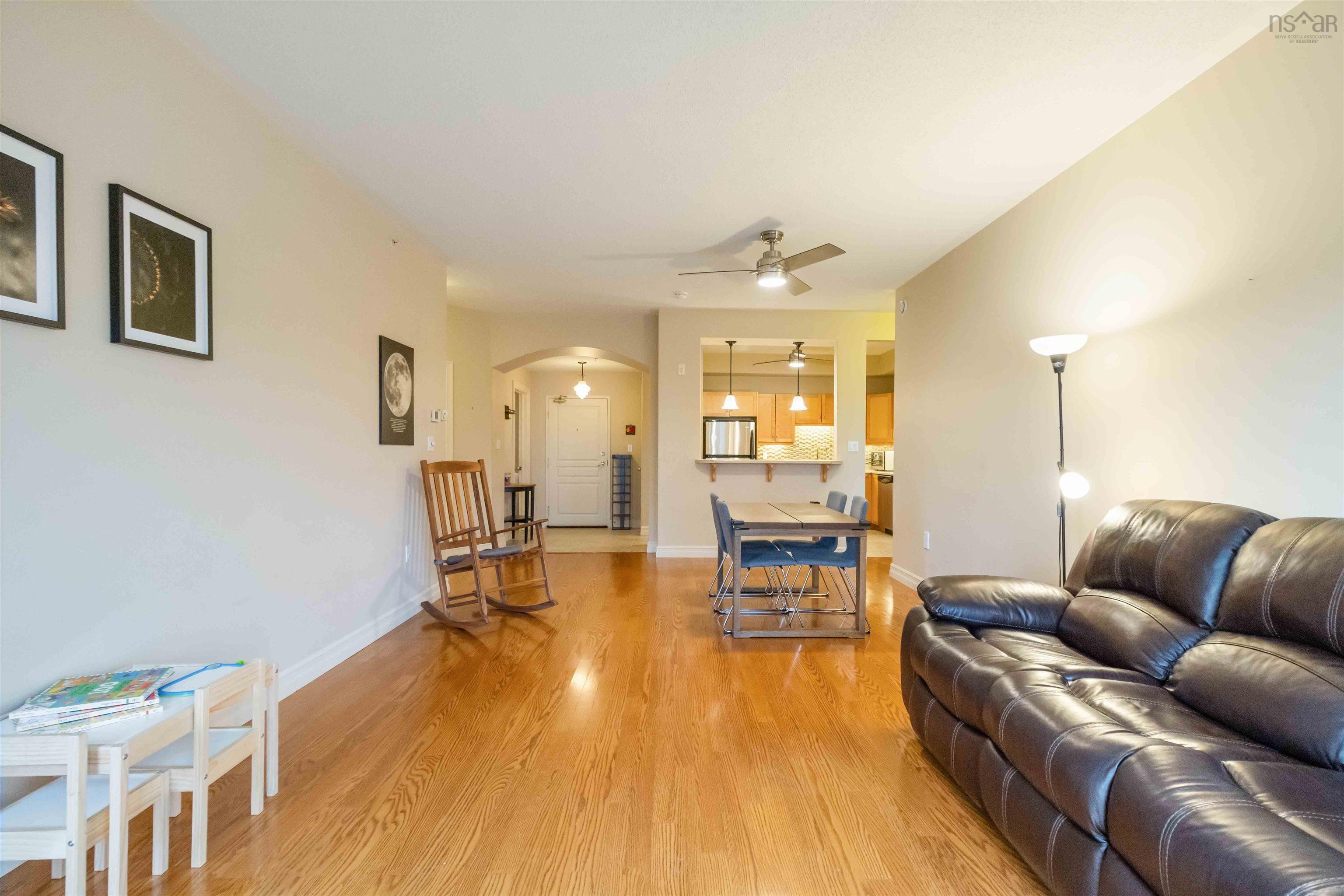 $484,900.00: 306 277 Rutledge, Bedford