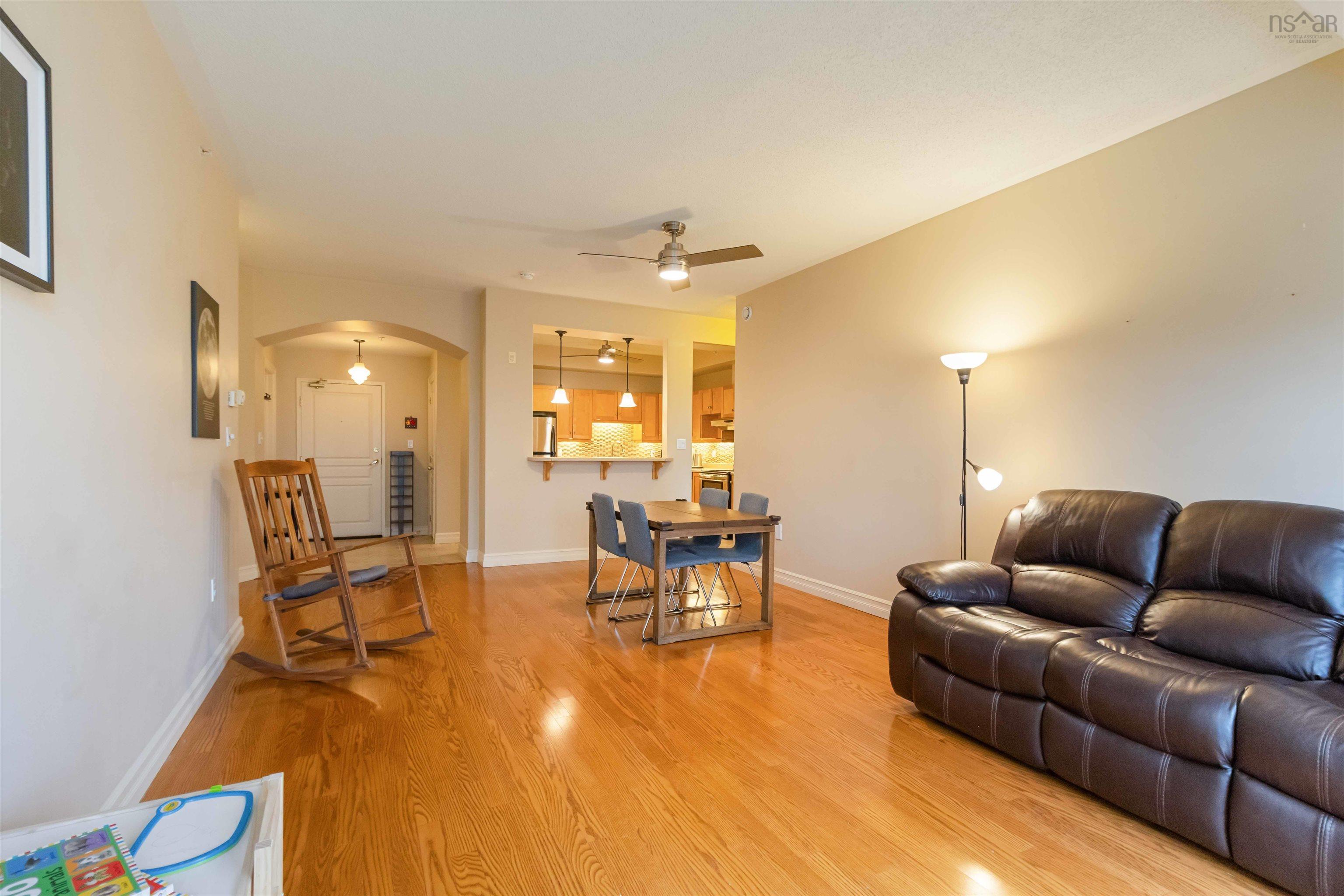 $484,900.00: 306 277 Rutledge, Bedford