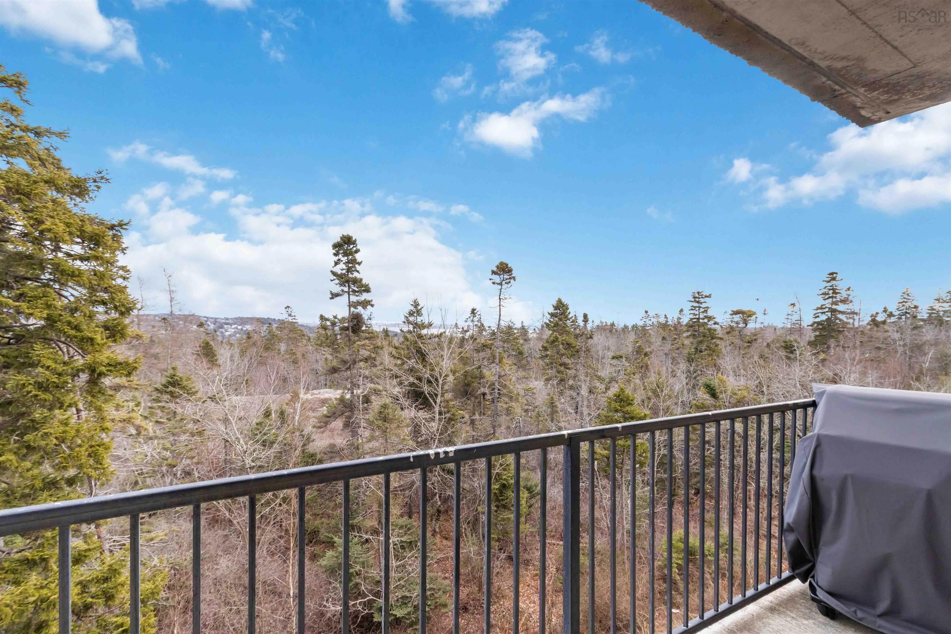 $484,900.00: 306 277 Rutledge, Bedford