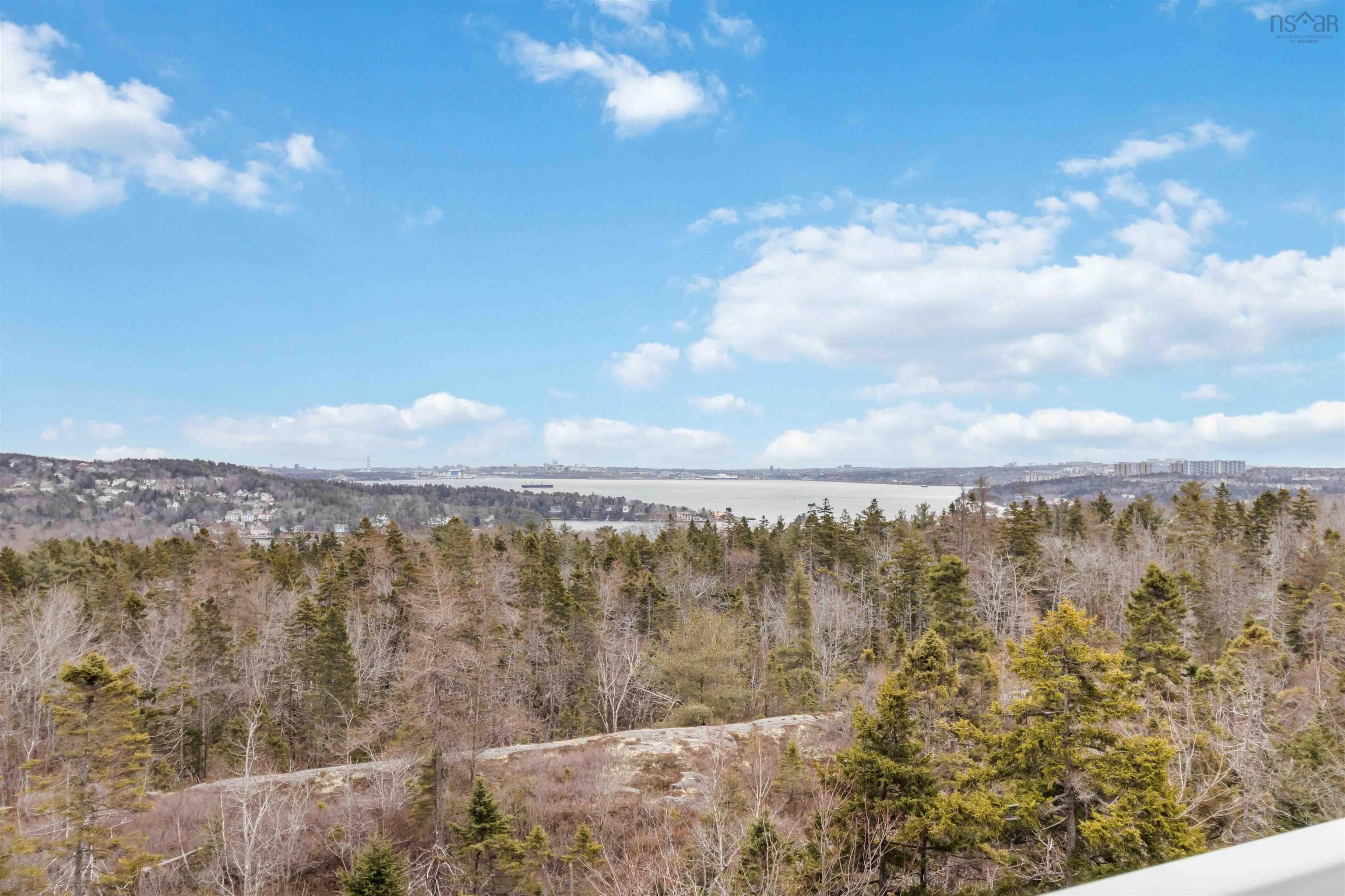 $484,900.00: 306 277 Rutledge, Bedford