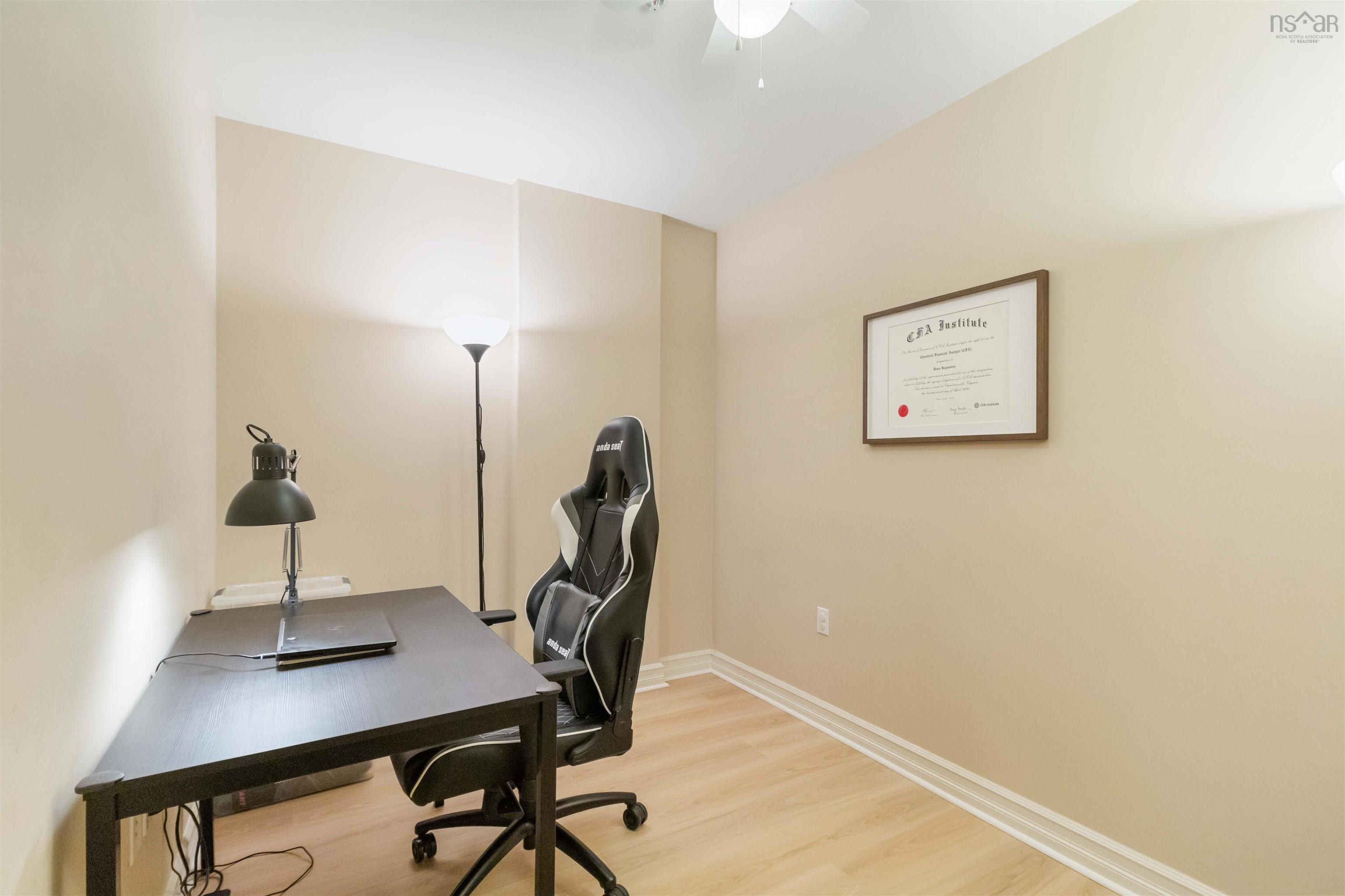 $484,900.00: 306 277 Rutledge, Bedford