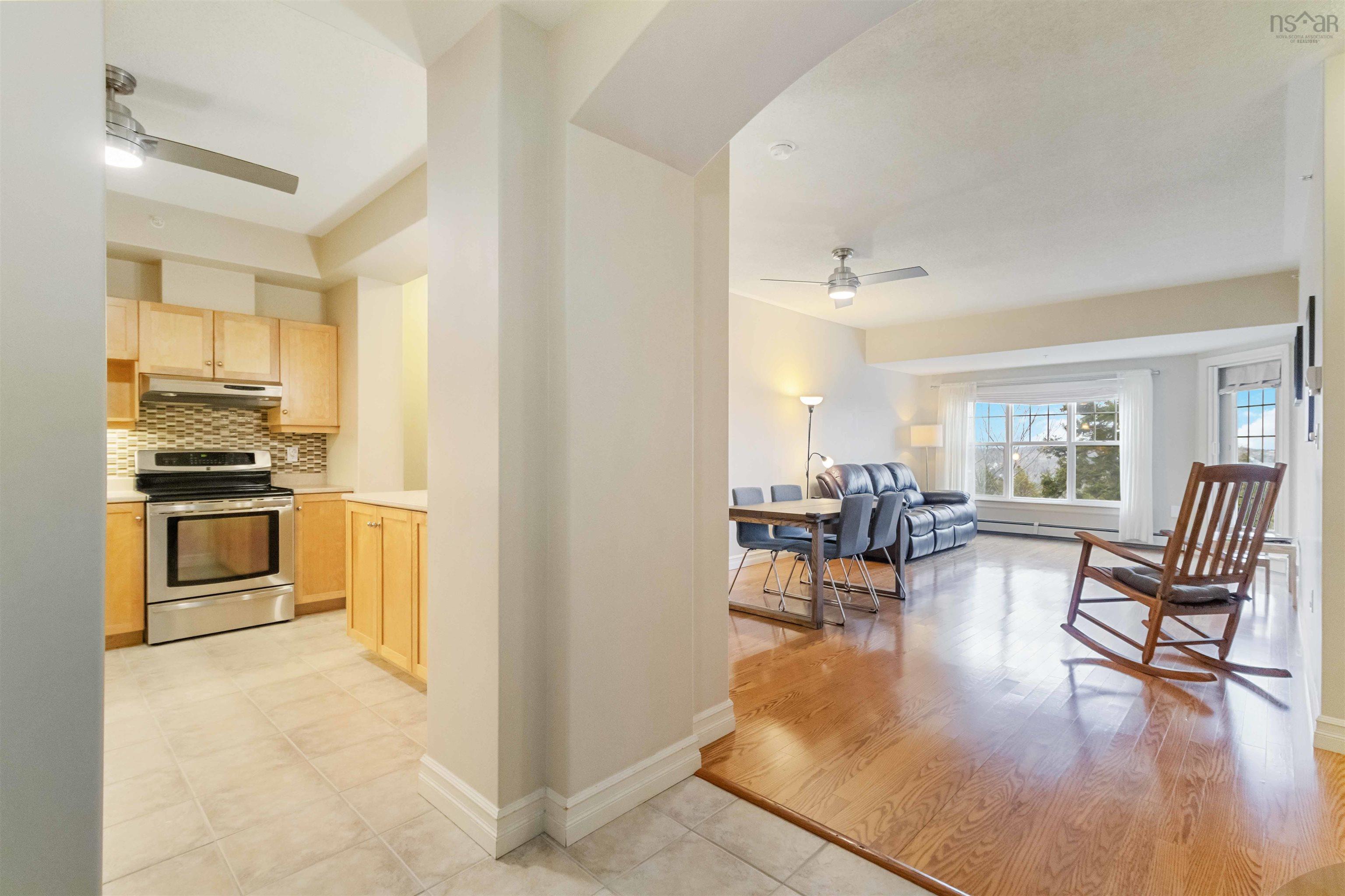 $484,900.00: 306 277 Rutledge, Bedford