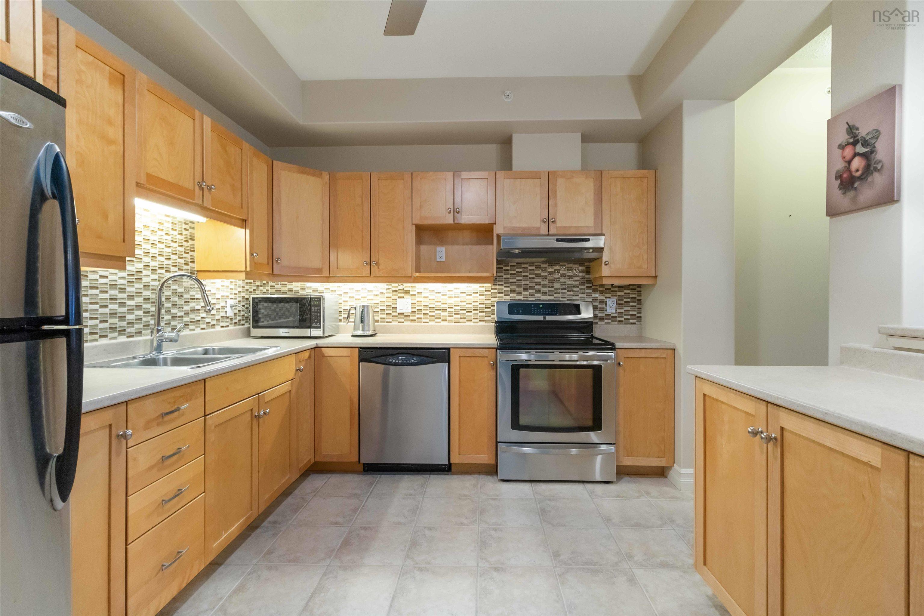 $484,900.00: 306 277 Rutledge, Bedford