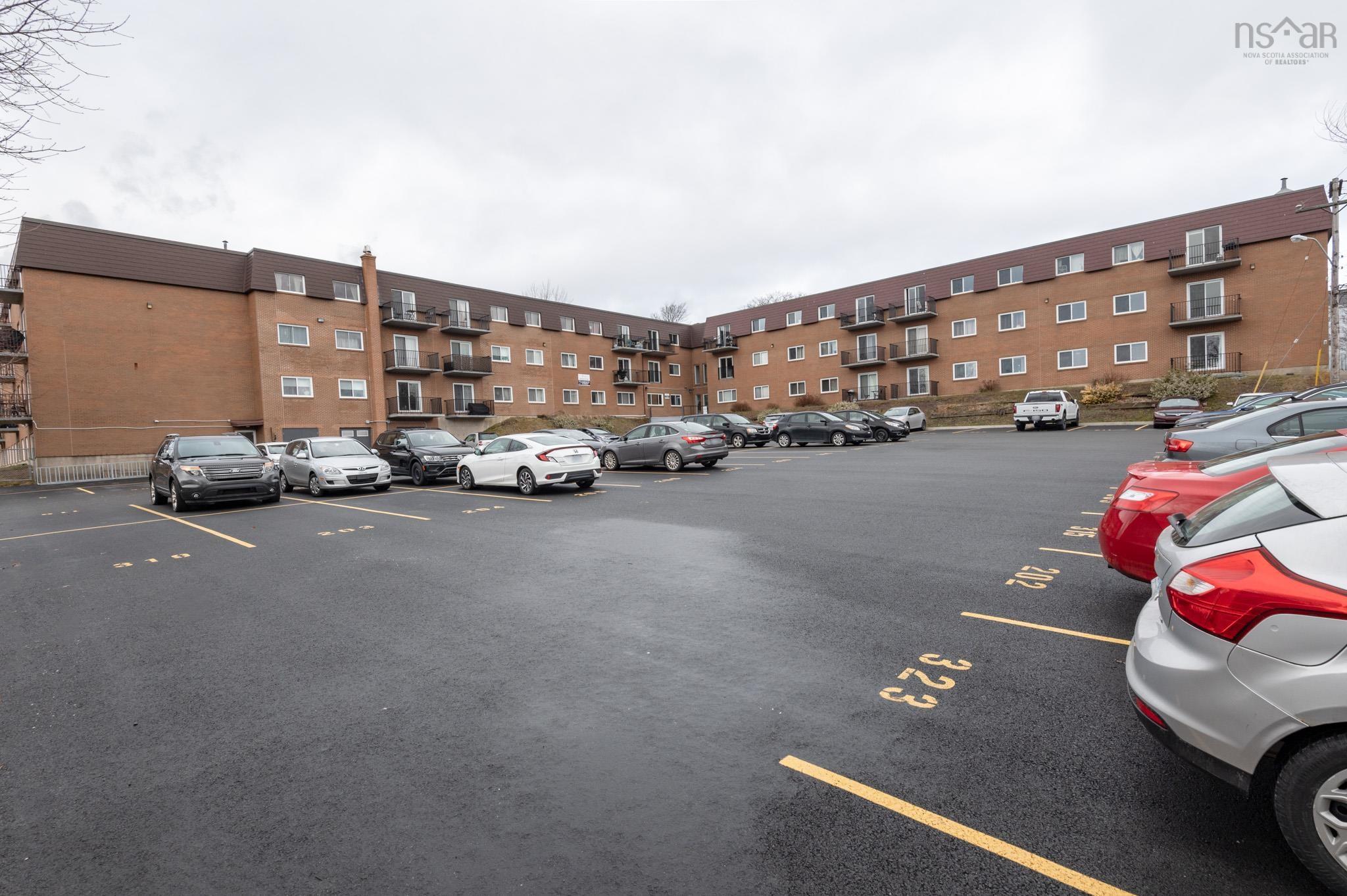 $279,900.00: 302 7 Jamieson Street, Dartmouth