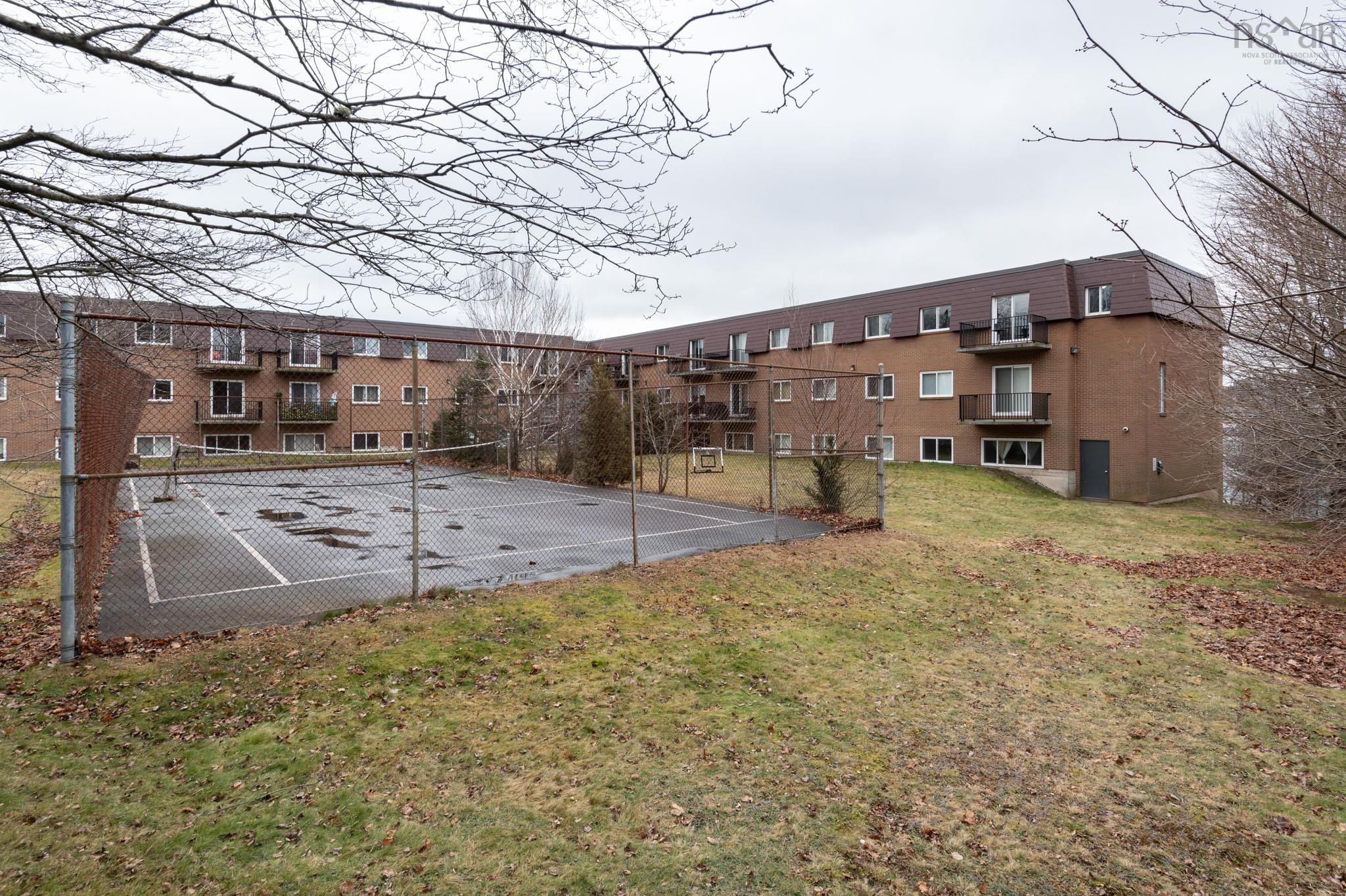 $279,900.00: 302 7 Jamieson Street, Dartmouth