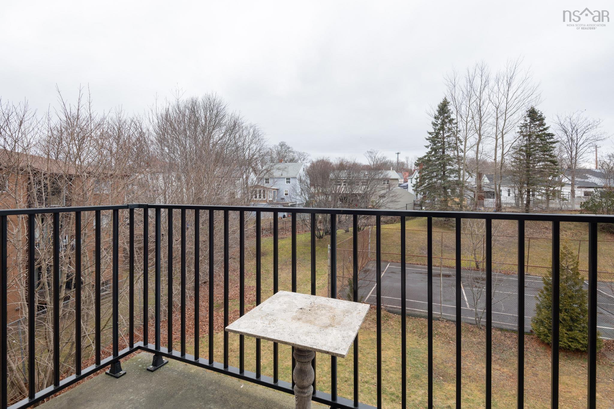 $279,900.00: 302 7 Jamieson Street, Dartmouth
