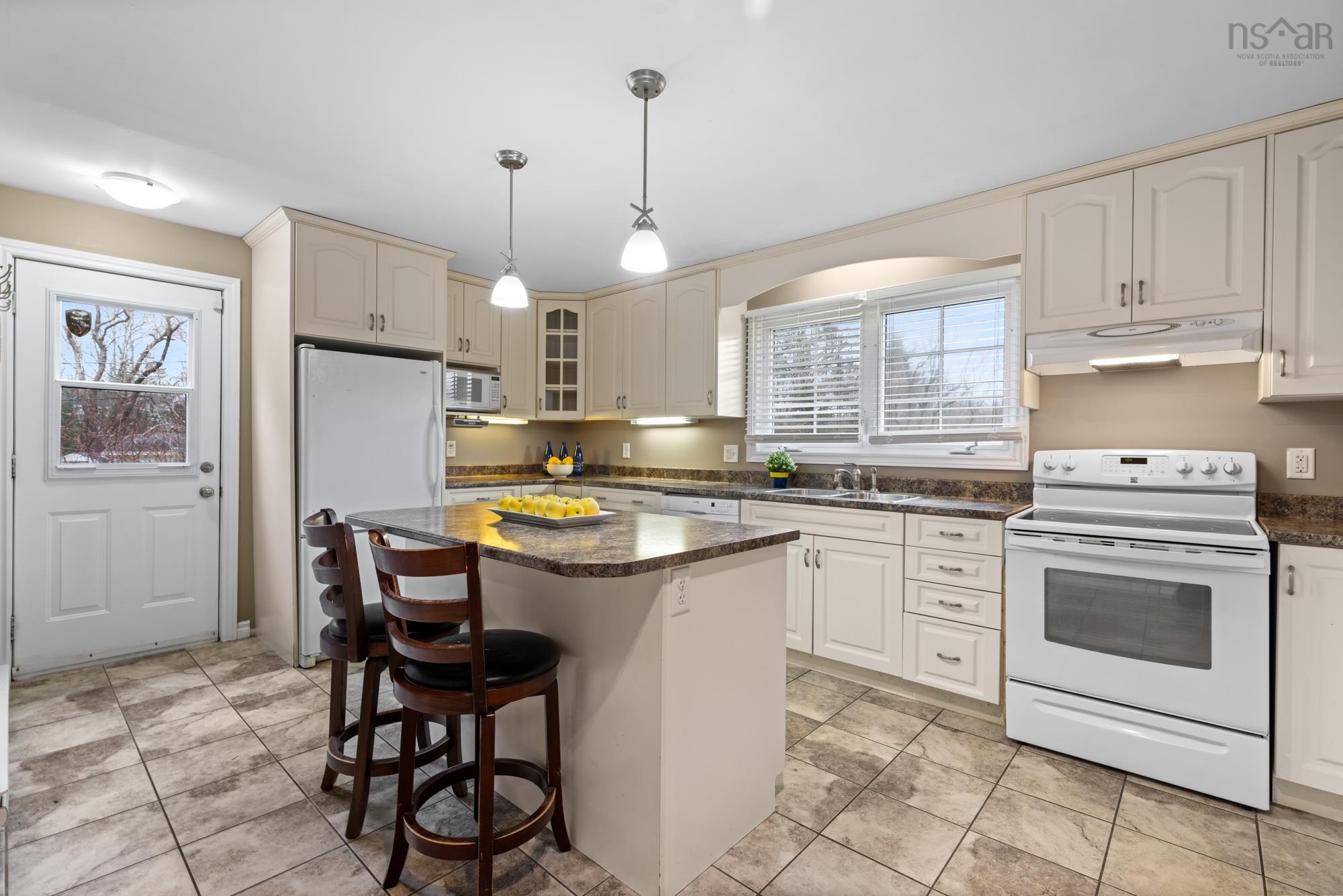 $429,900.00: 111 Ridgeview Drive, Sackville
