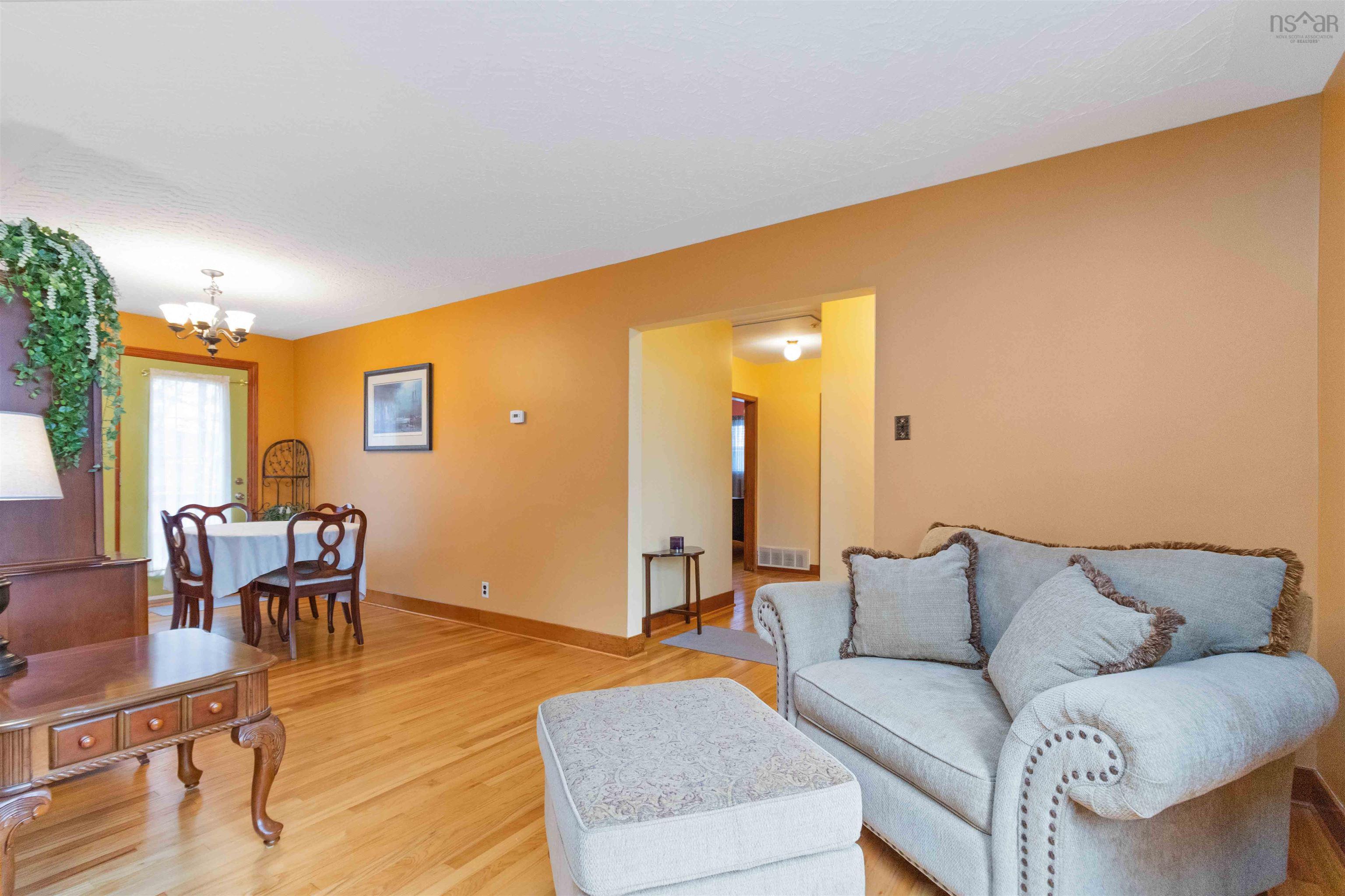 $499,900.00: 266 Douglas Crescent, Halifax