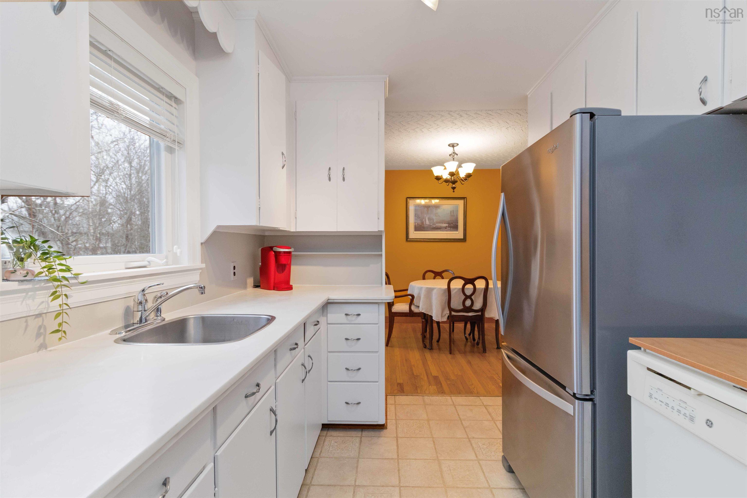 $499,900.00: 266 Douglas Crescent, Halifax