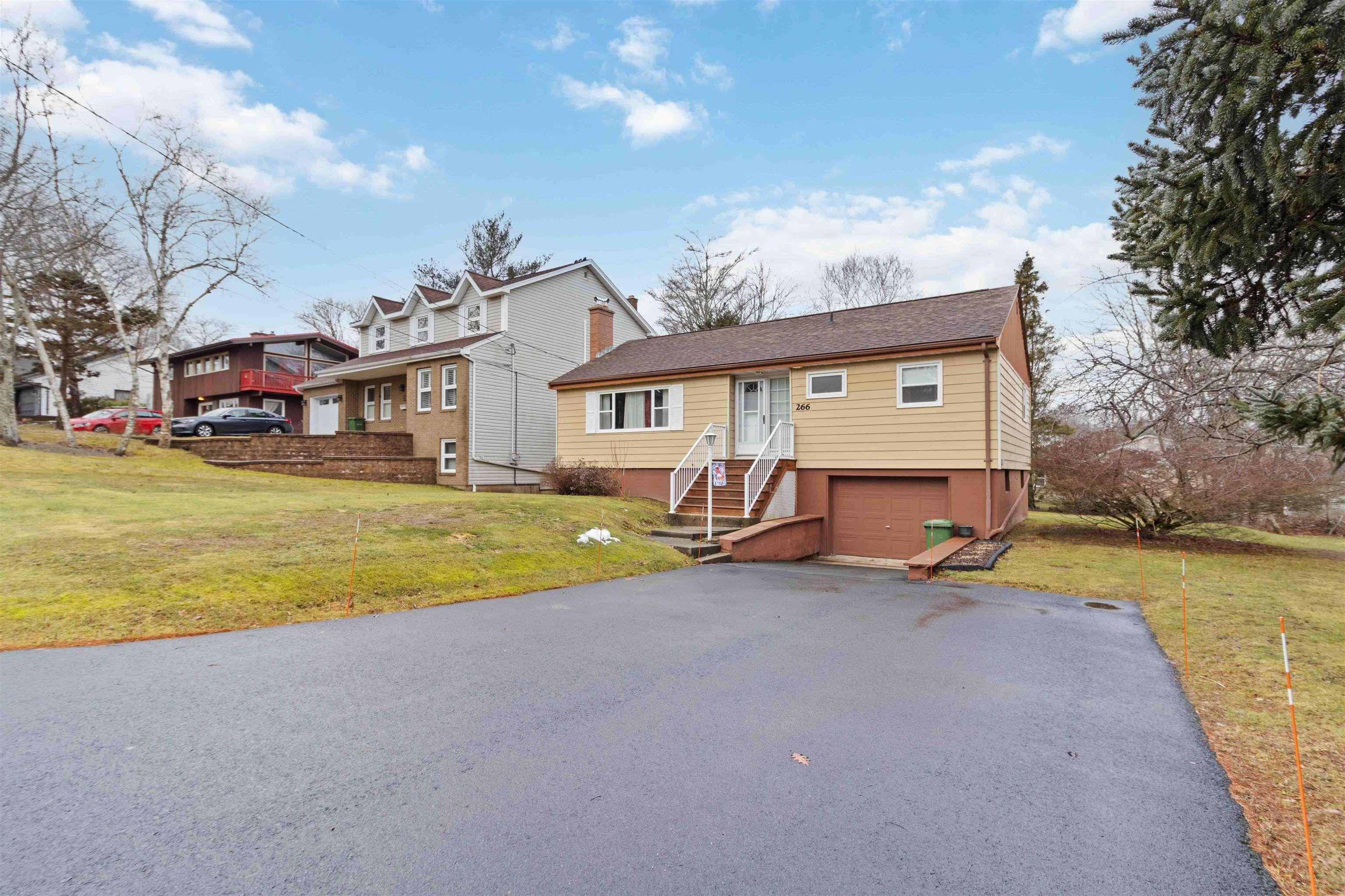 $499,900.00: 266 Douglas Crescent, Halifax