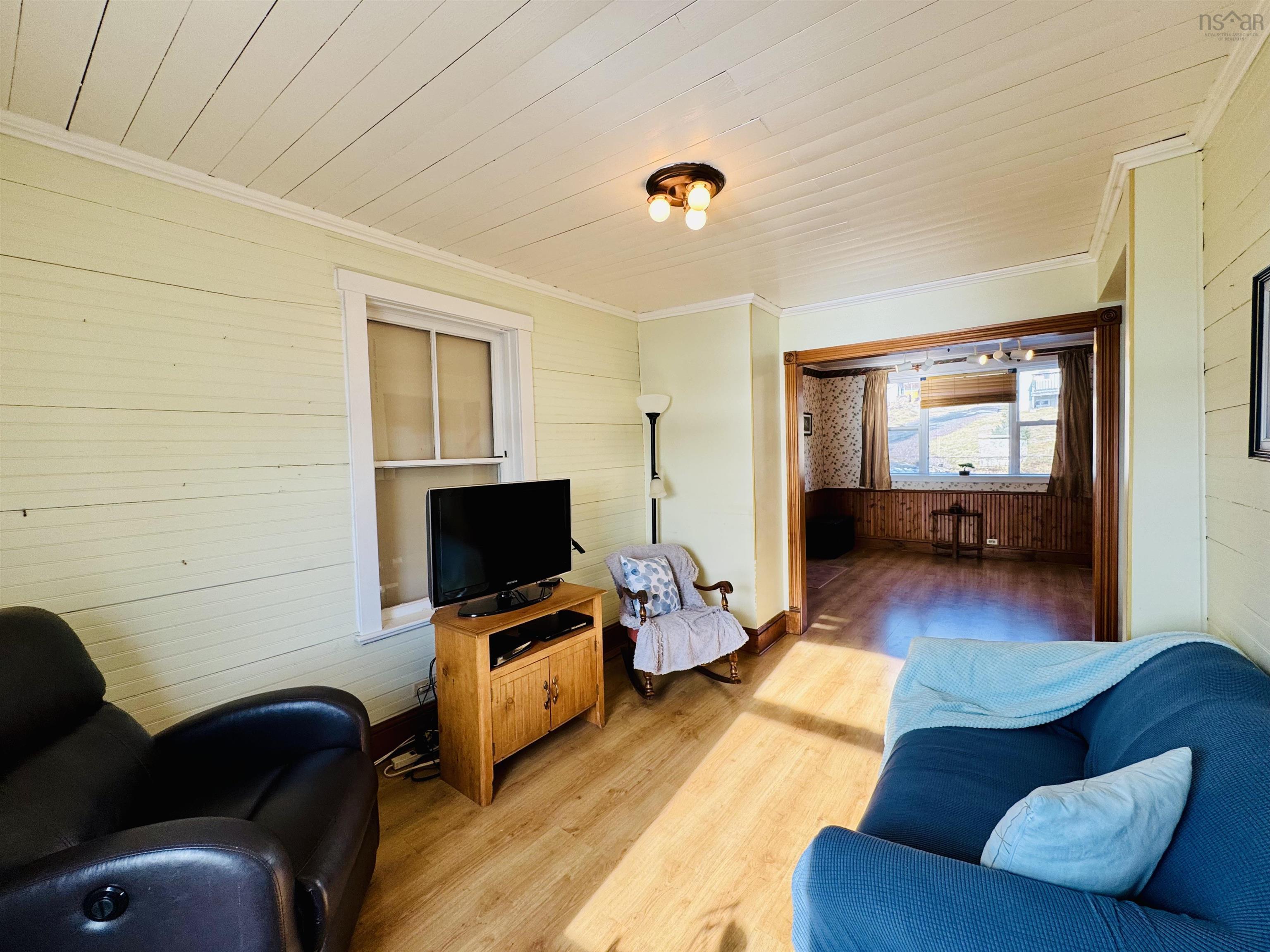 $279,000.00: 740 Veterans Memorial Drive, Arichat