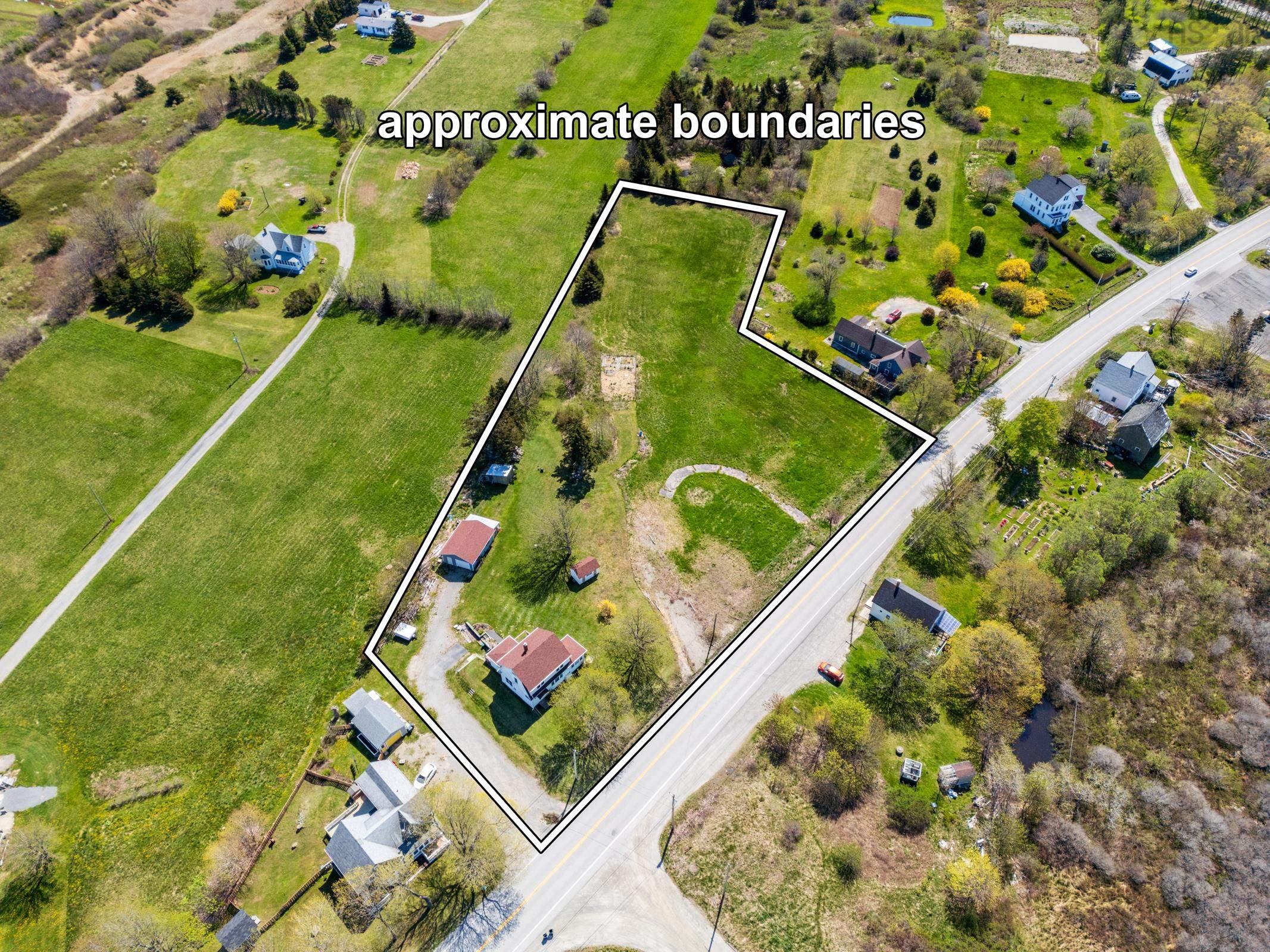 $365,000.00: 8882 Highway 1, Meteghan River